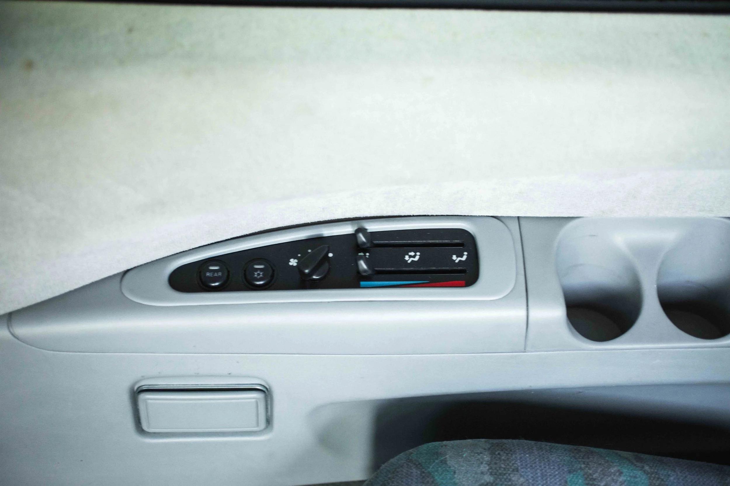 1997 Mitsubishi Delica L400 Jasper