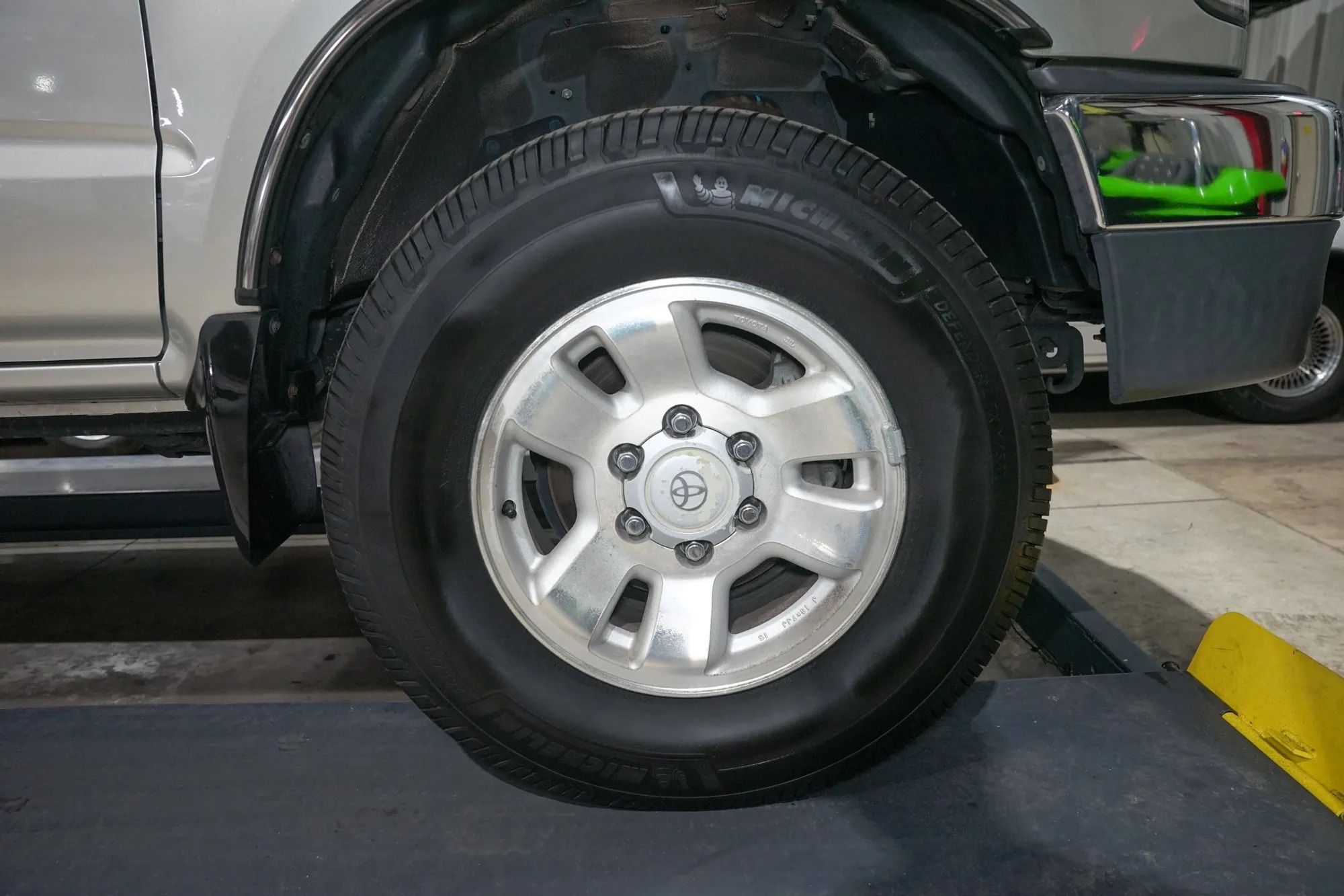2000 Toyota 4Runner SR5