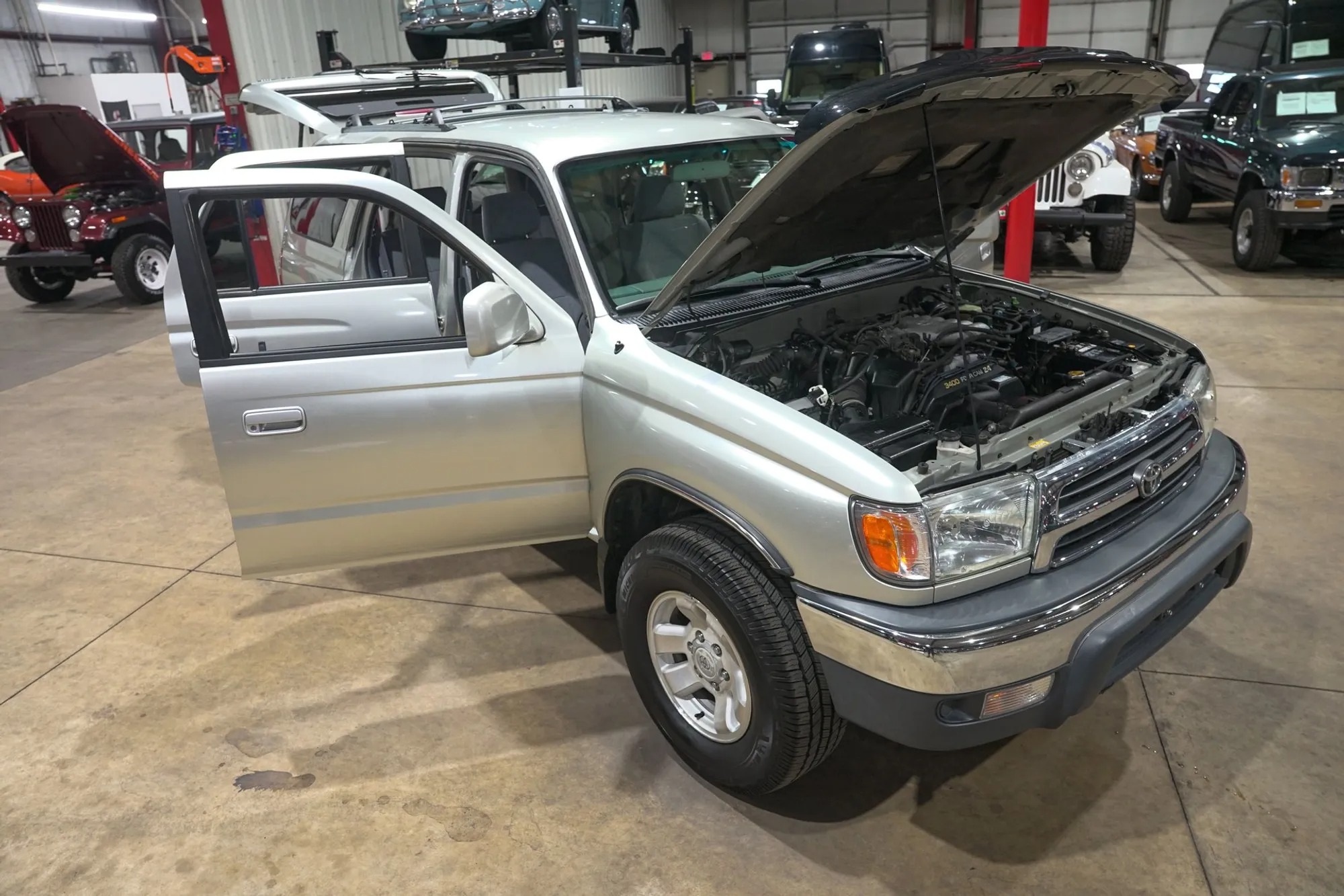 2000 Toyota 4Runner SR5