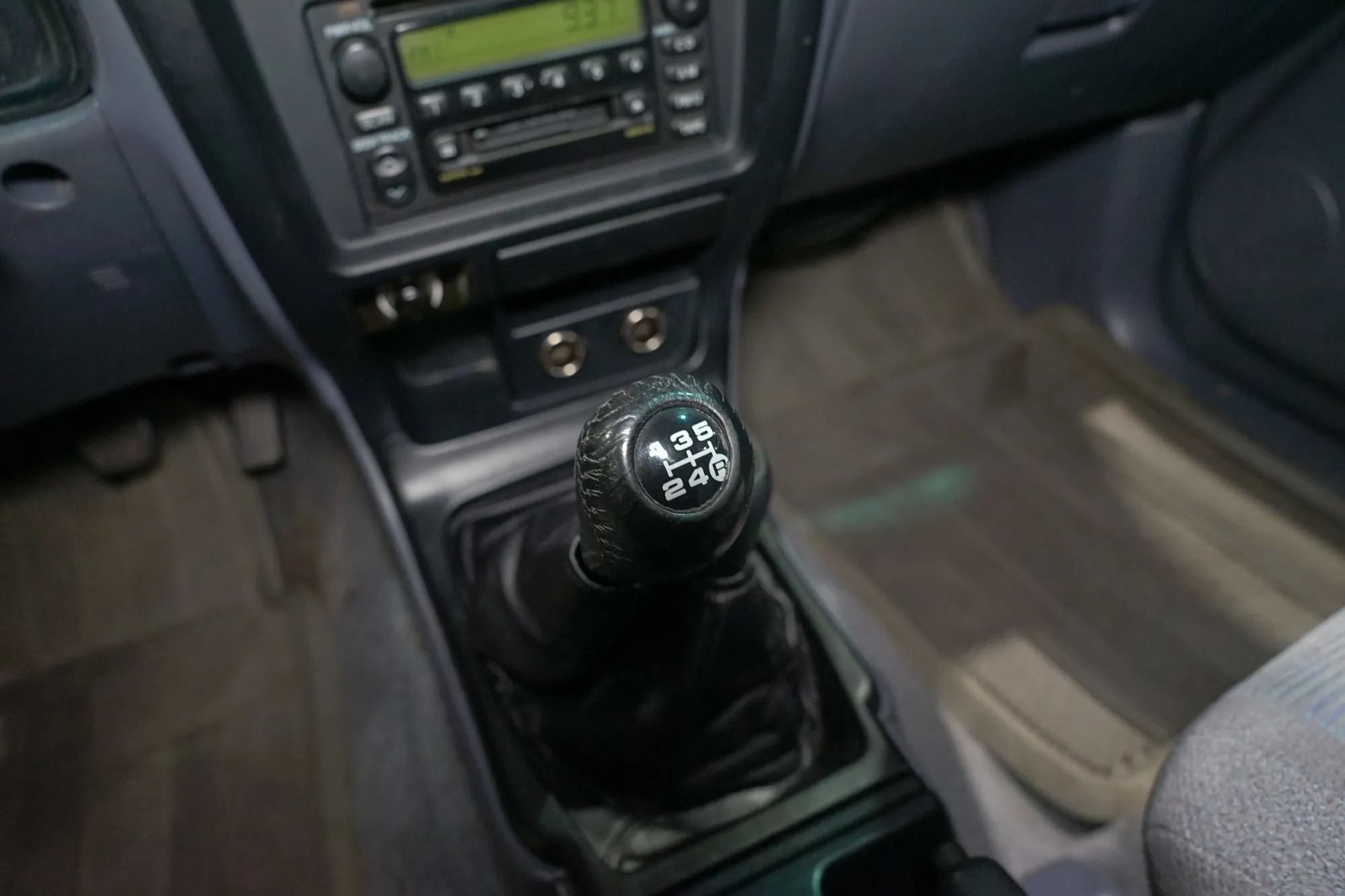 2000 Toyota 4Runner SR5