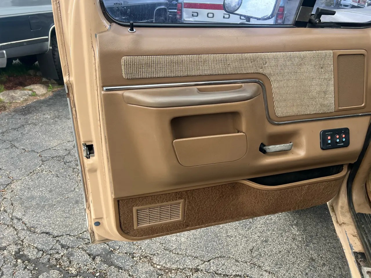 1989 Ford F-350 XLT Lariat