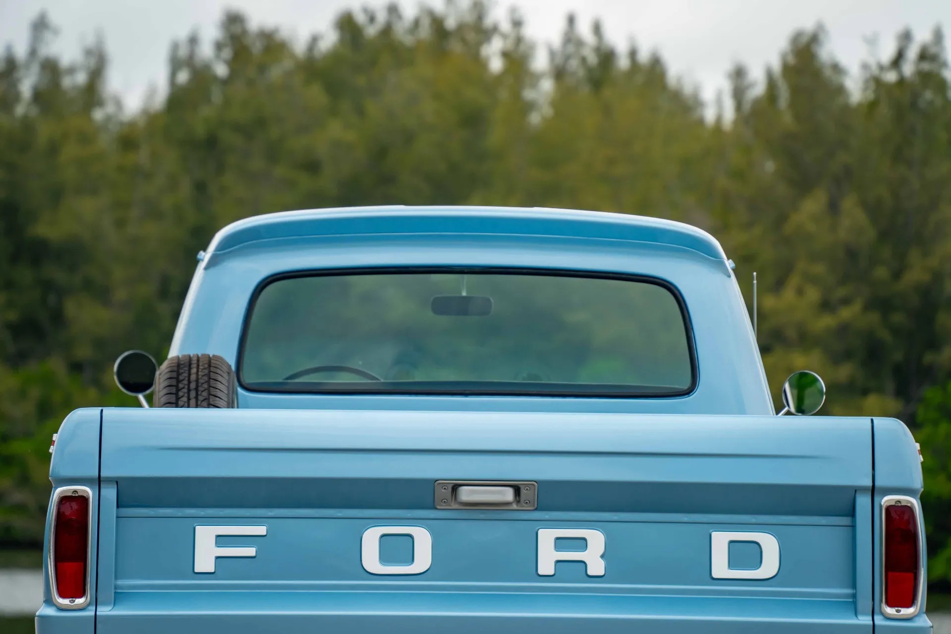 1963 Ford F-100 Custom Cab