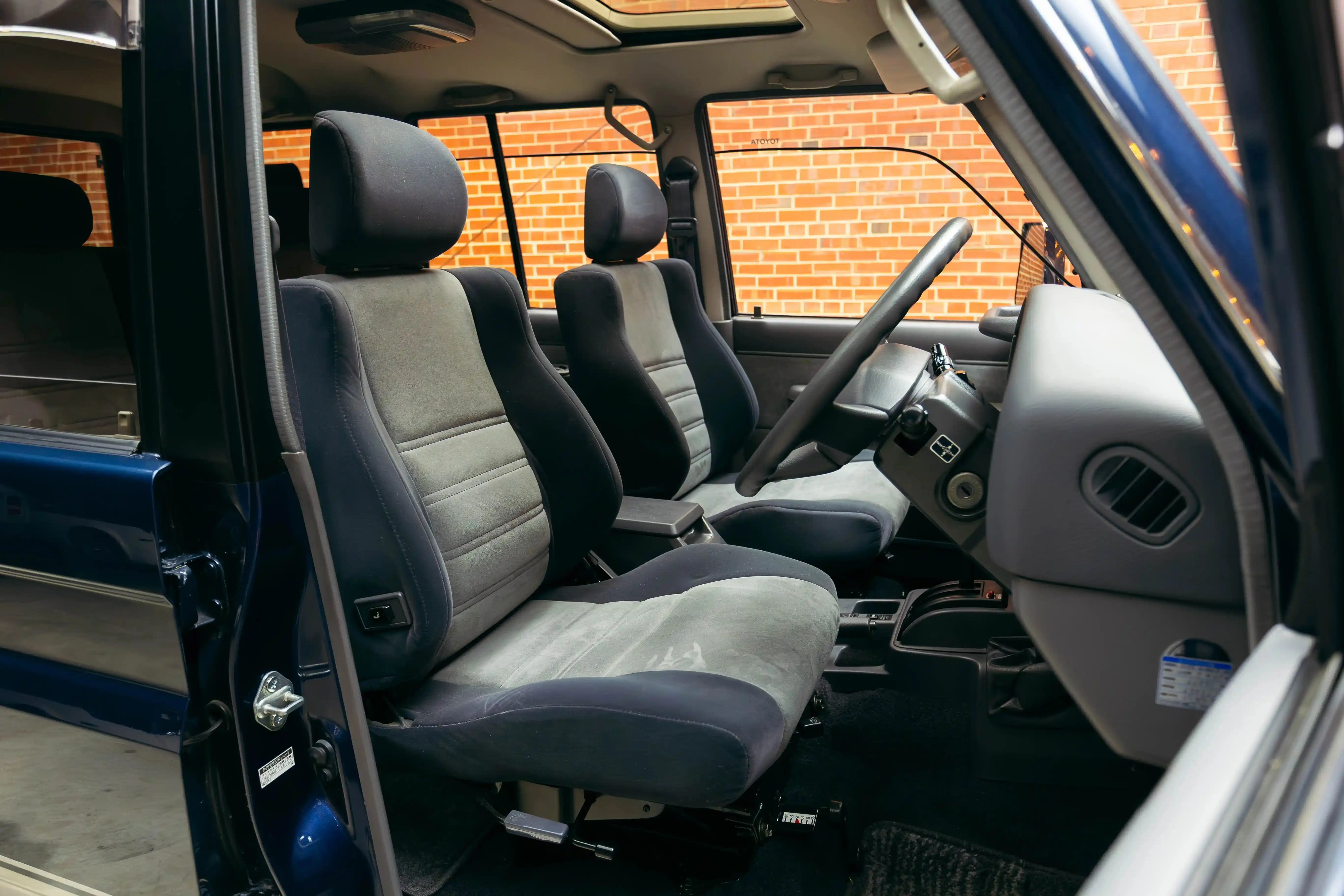 1995 Toyota Land Cruiser Prado KZJ78 EX