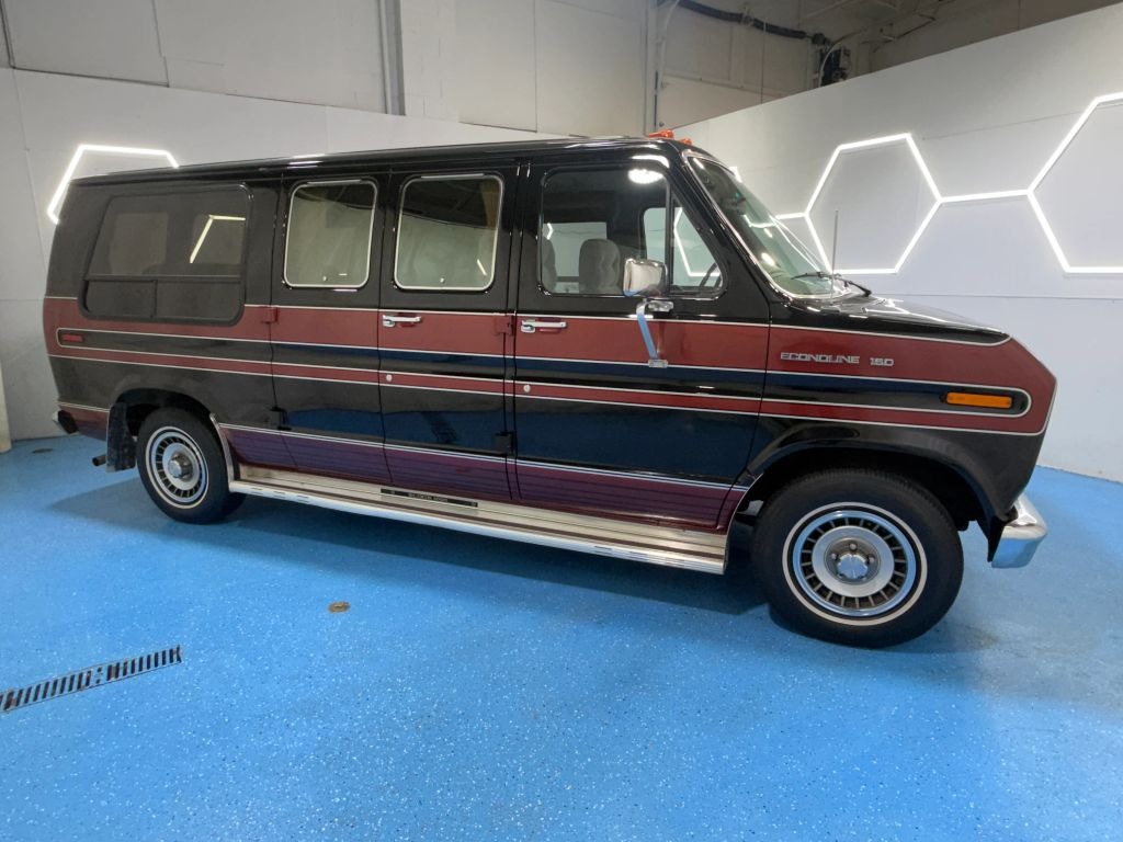 1988 Ford E-150 Econoline Conversion Van