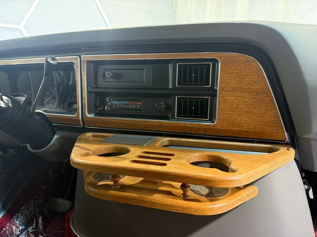 1988 Ford E-150 Econoline Conversion Van