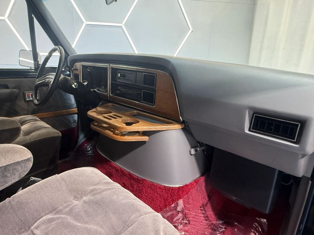 1988 Ford E-150 Econoline Conversion Van