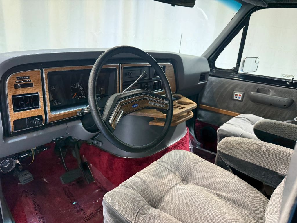 1988 Ford E-150 Econoline Conversion Van