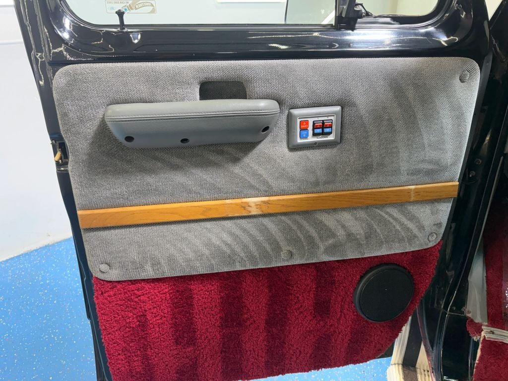 1988 Ford E-150 Econoline Conversion Van