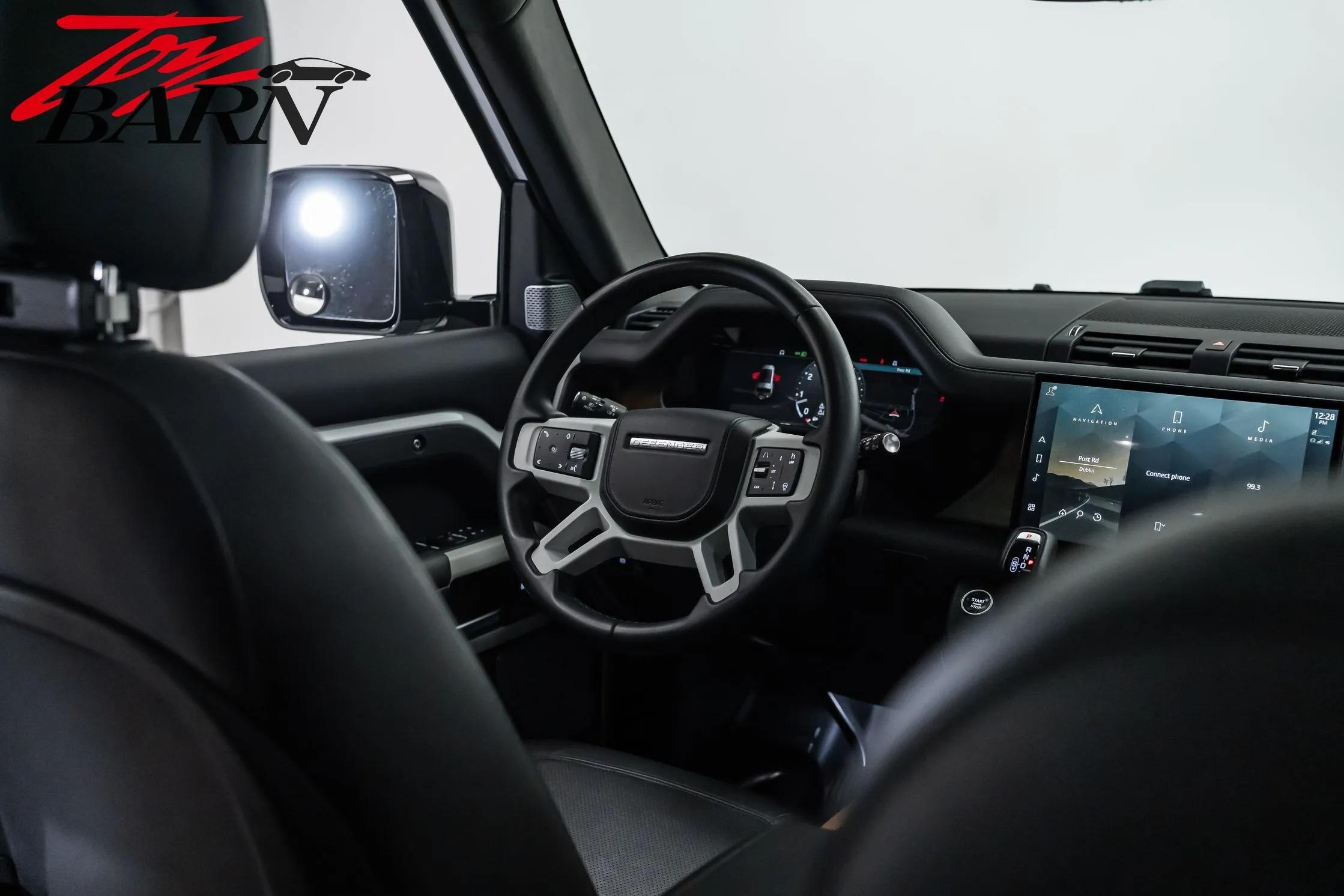 2023 Land Rover Defender 130 SE