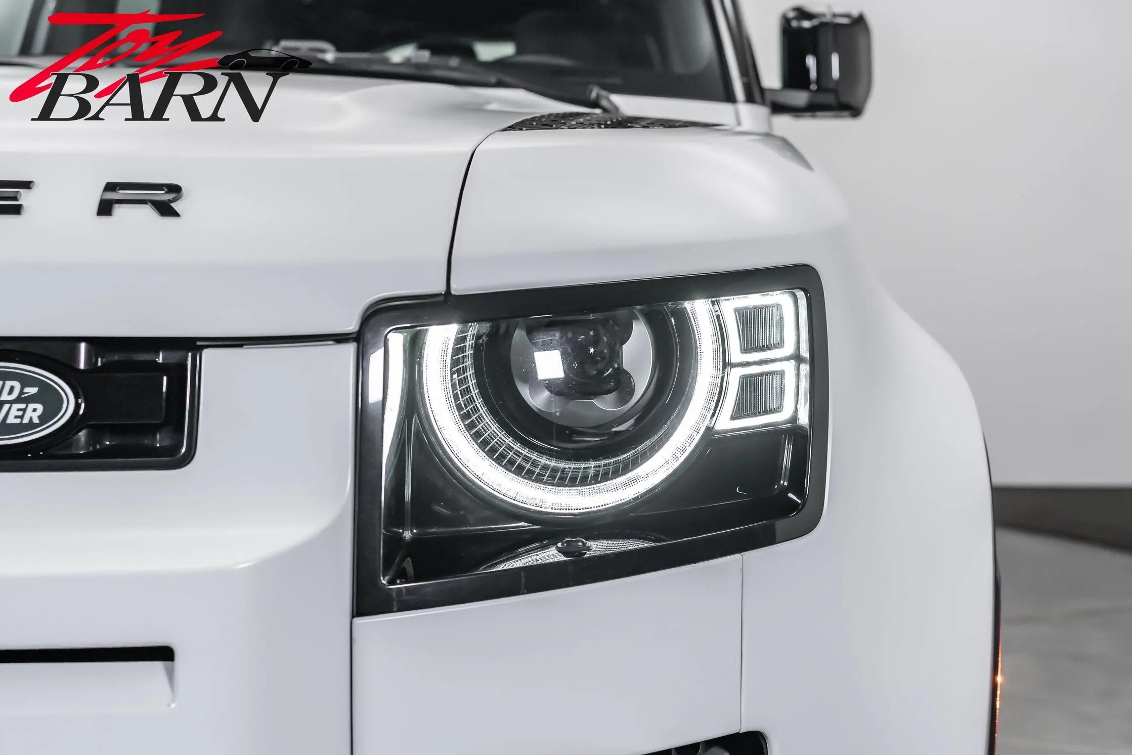 2023 Land Rover Defender 130 SE