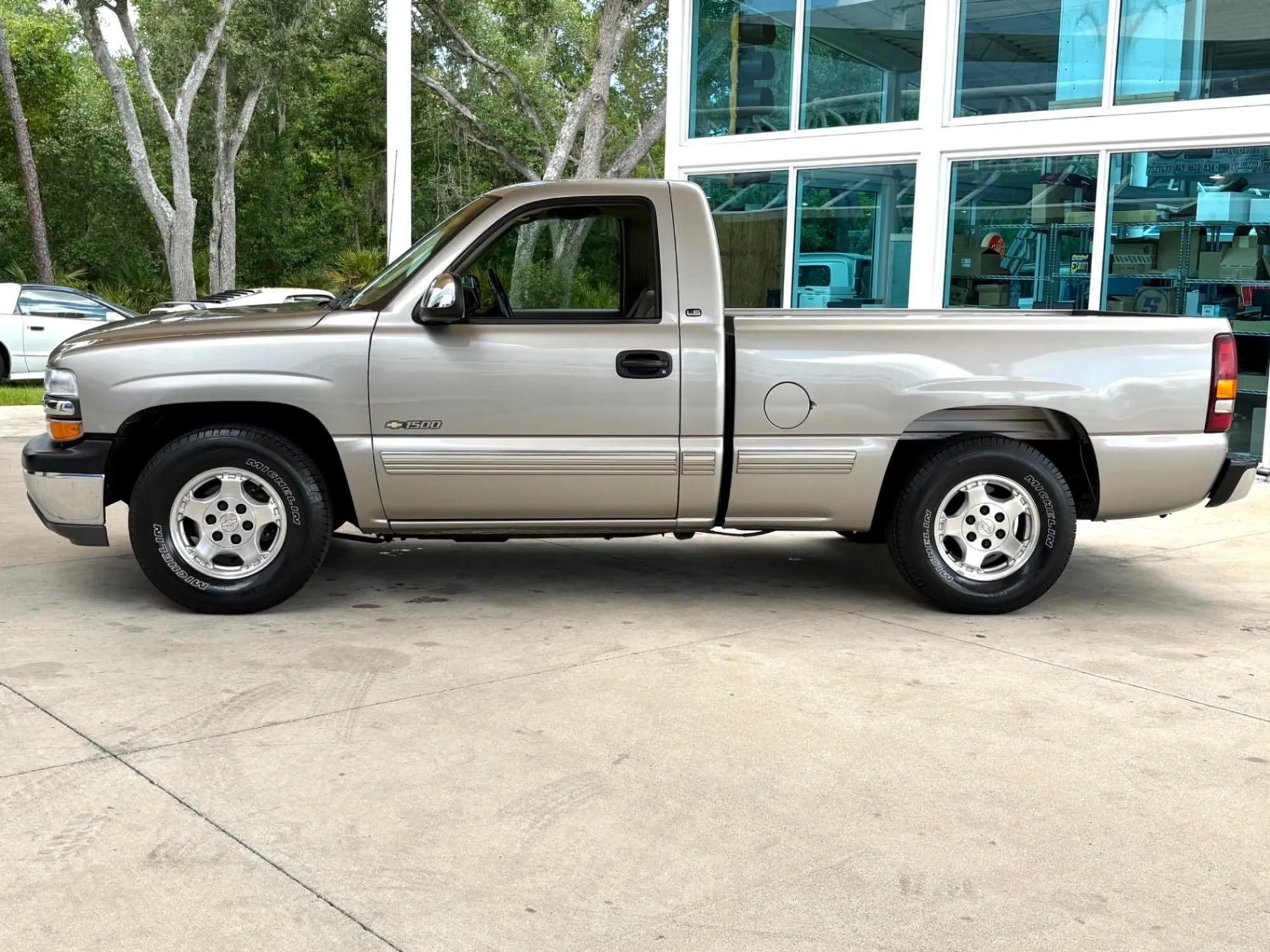 2002 Chevrolet Silverado 1500 LS - 5