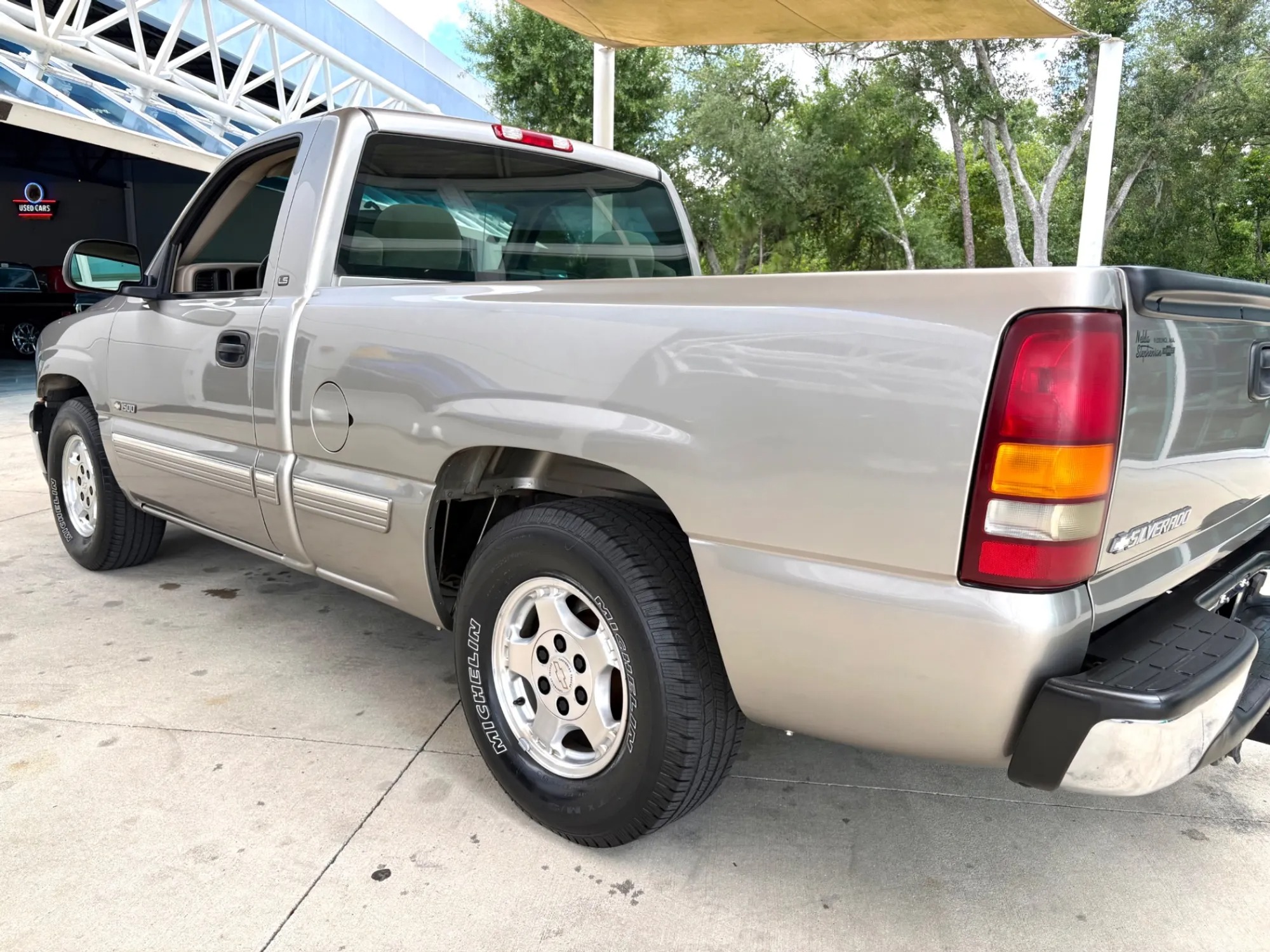 2002 Chevrolet Silverado 1500 LS