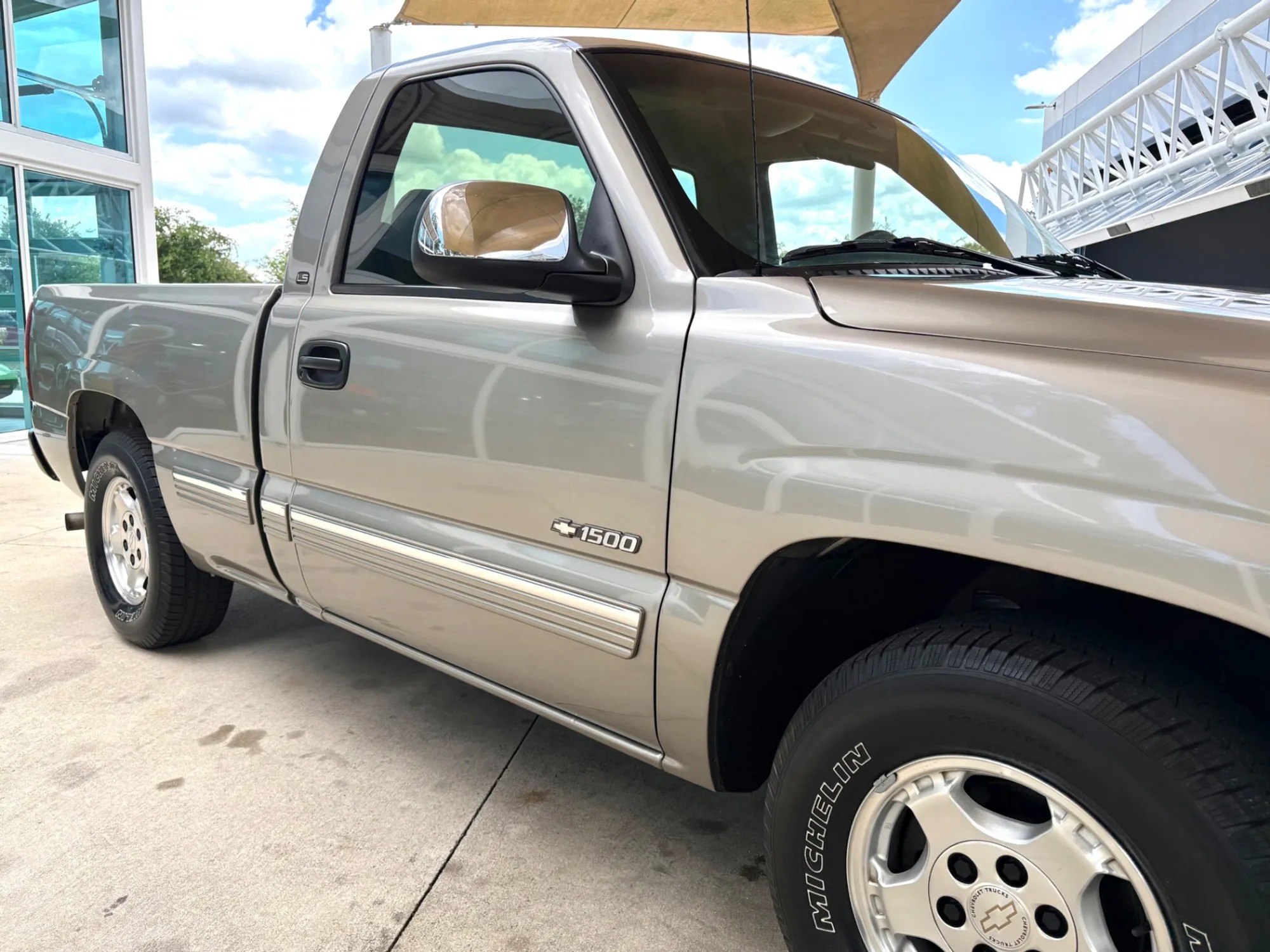2002 Chevrolet Silverado 1500 LS