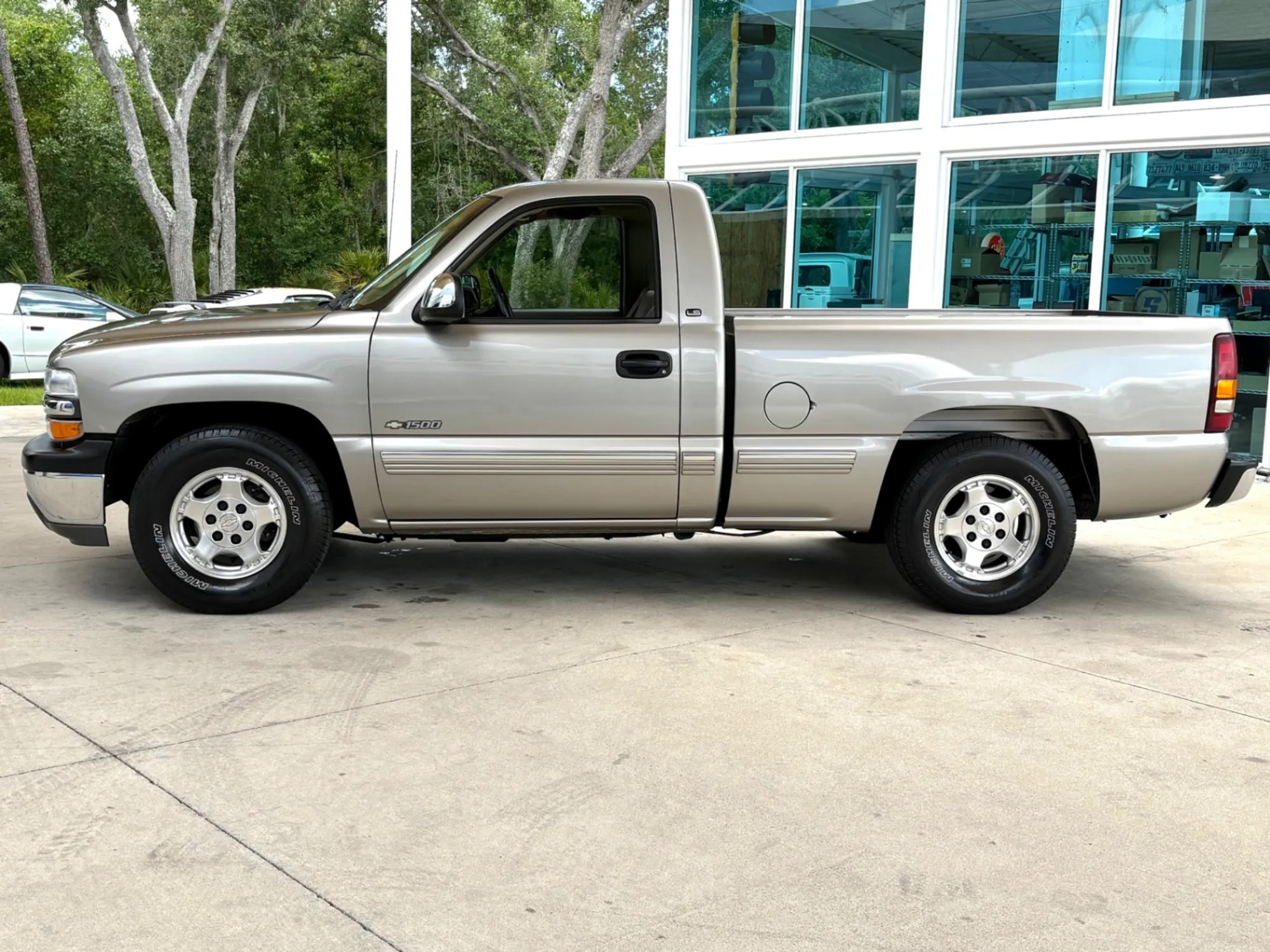 2002 Chevrolet Silverado 1500 LS - 5