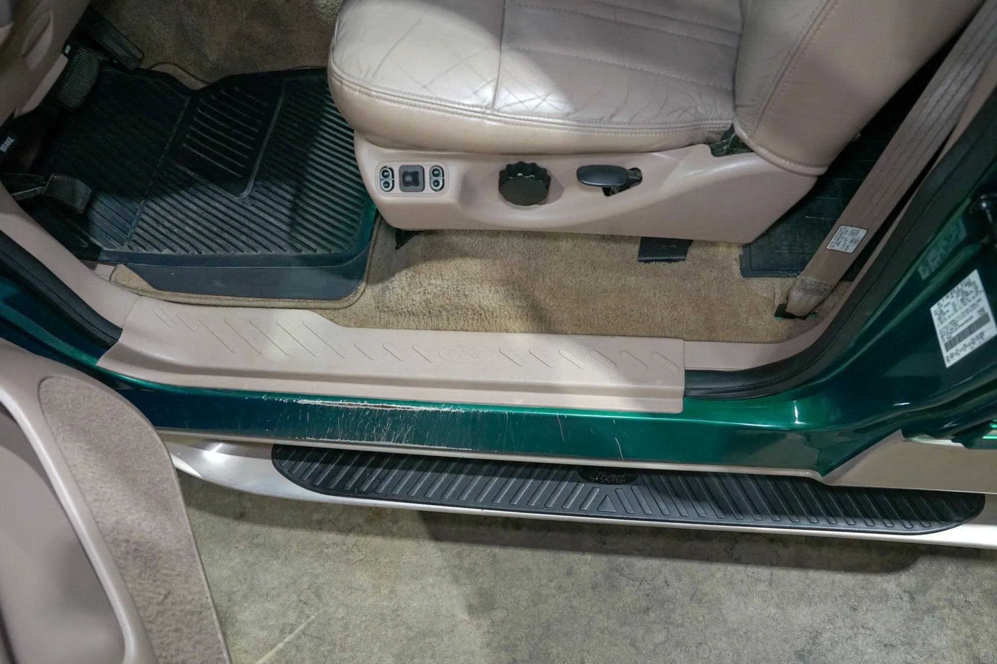 1997 Ford F-150 Lariat