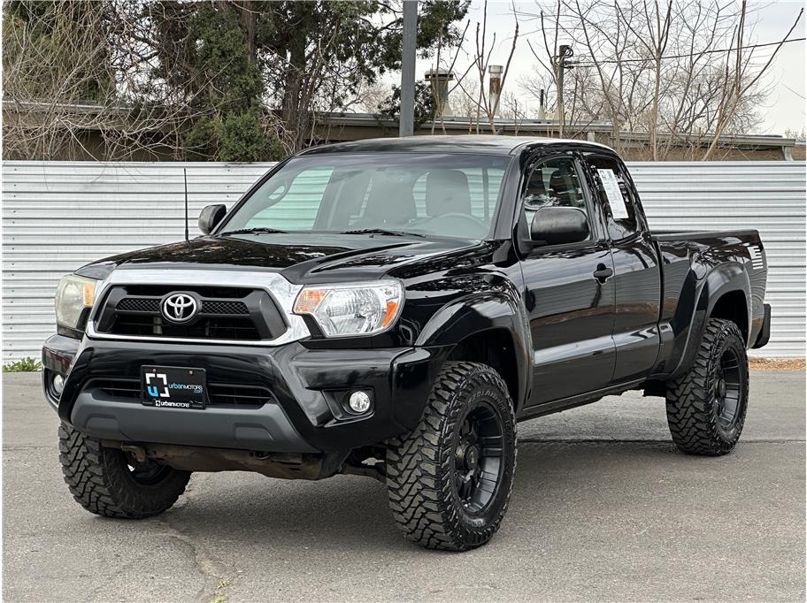  Toyota Tacoma