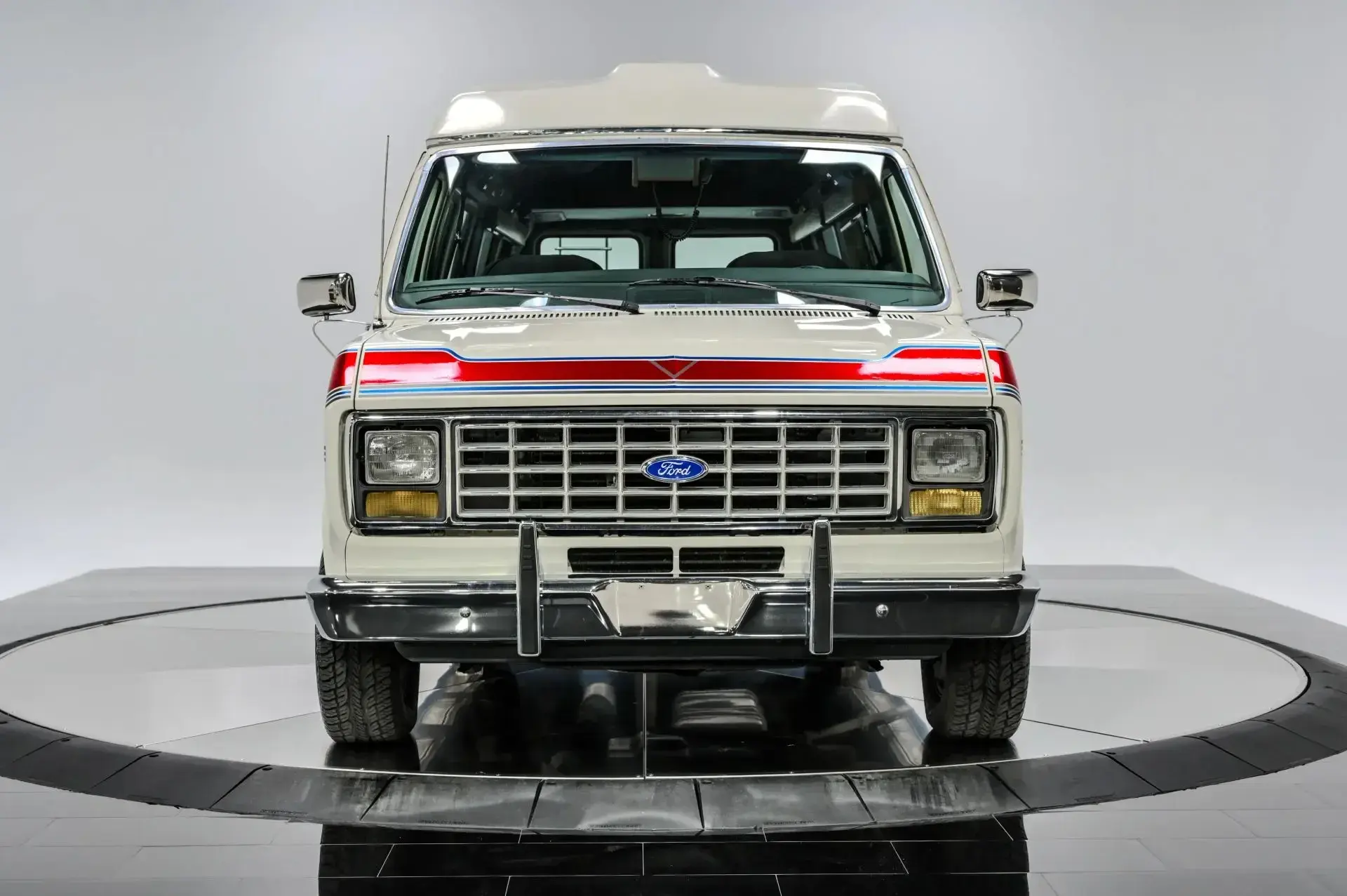 1990 Ford E-150 Econoline