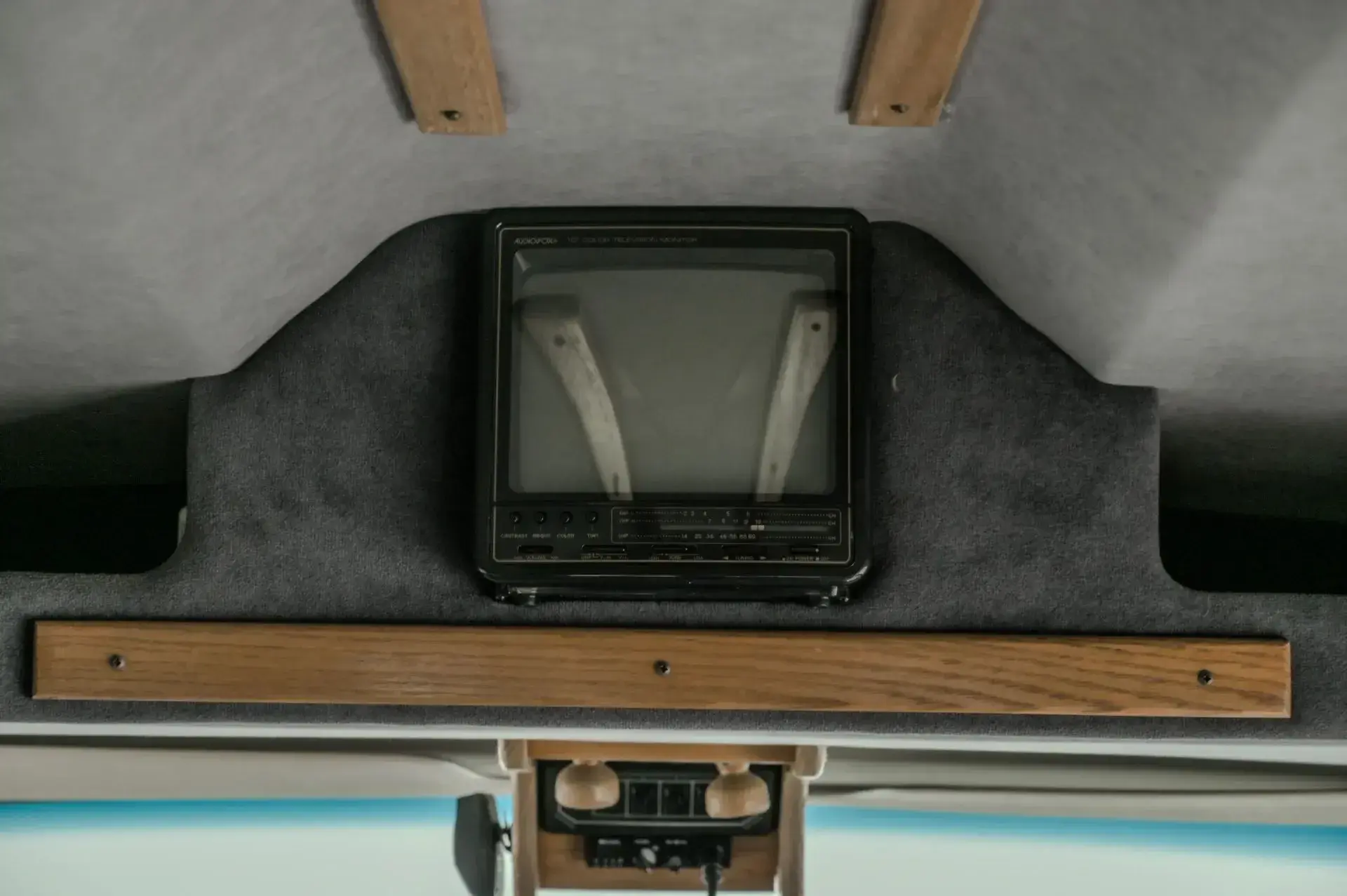 1990 Ford E-150 Econoline