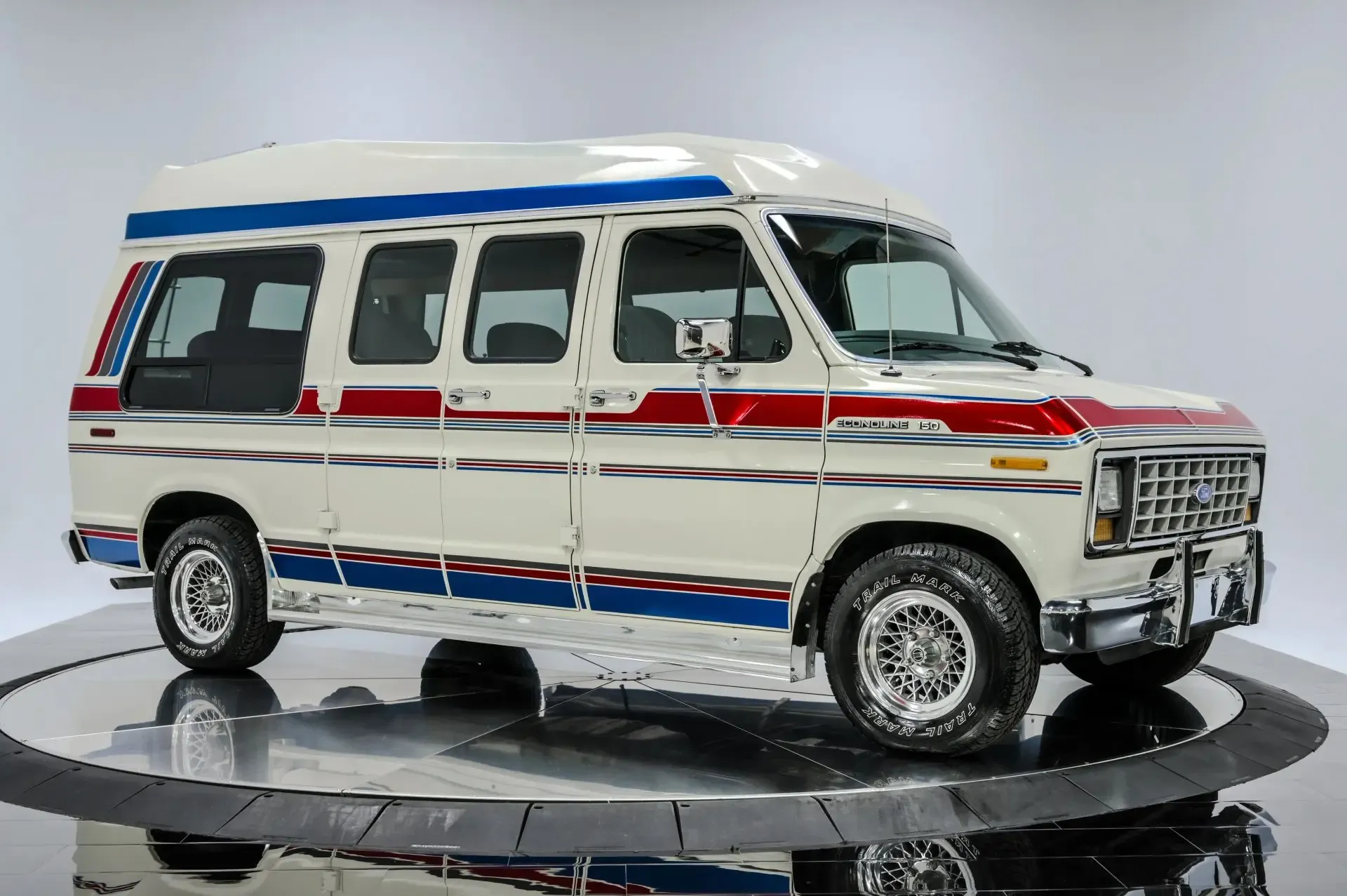 1990 Ford E-150 Econoline