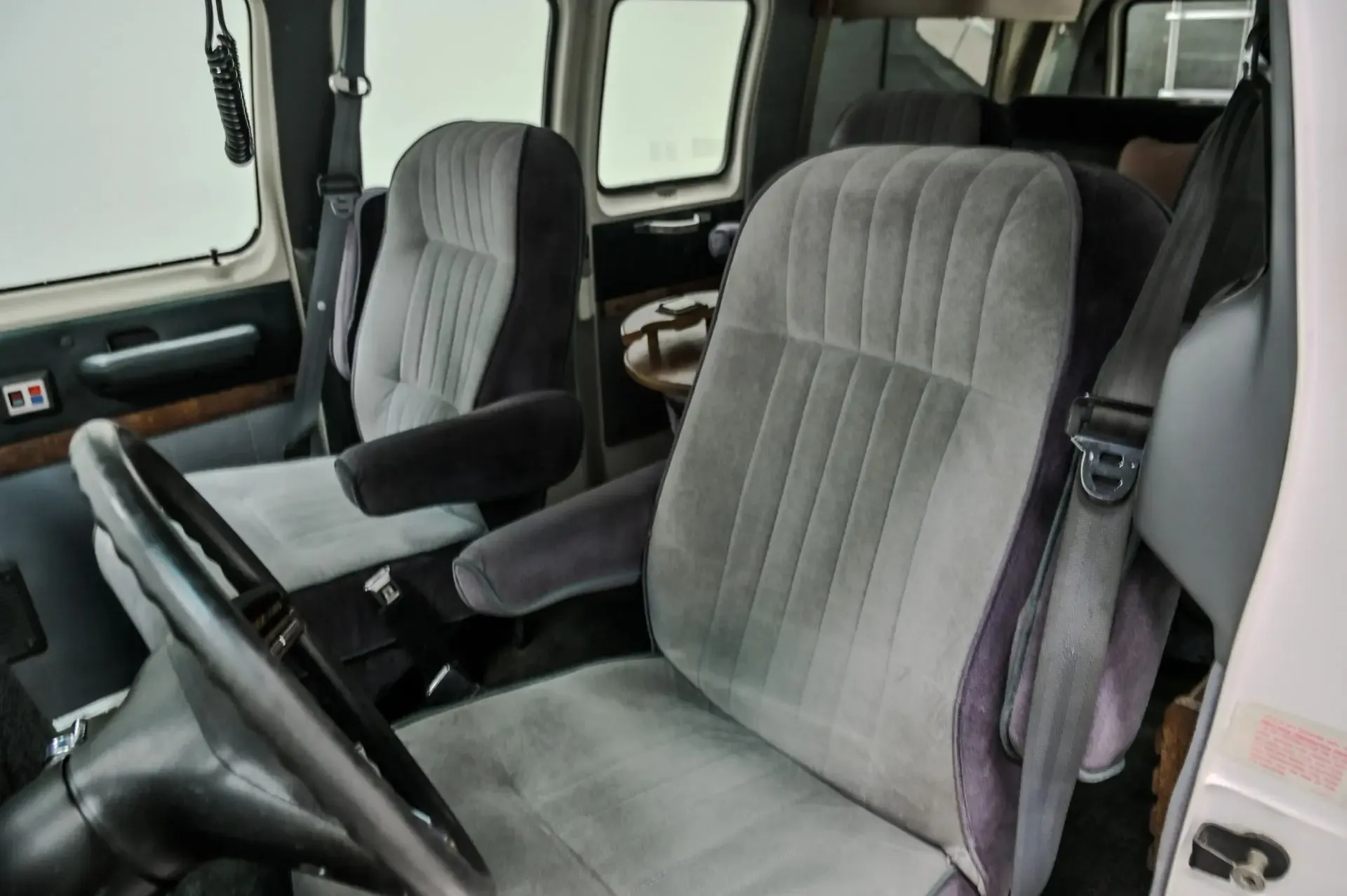 1990 Ford E-150 Econoline