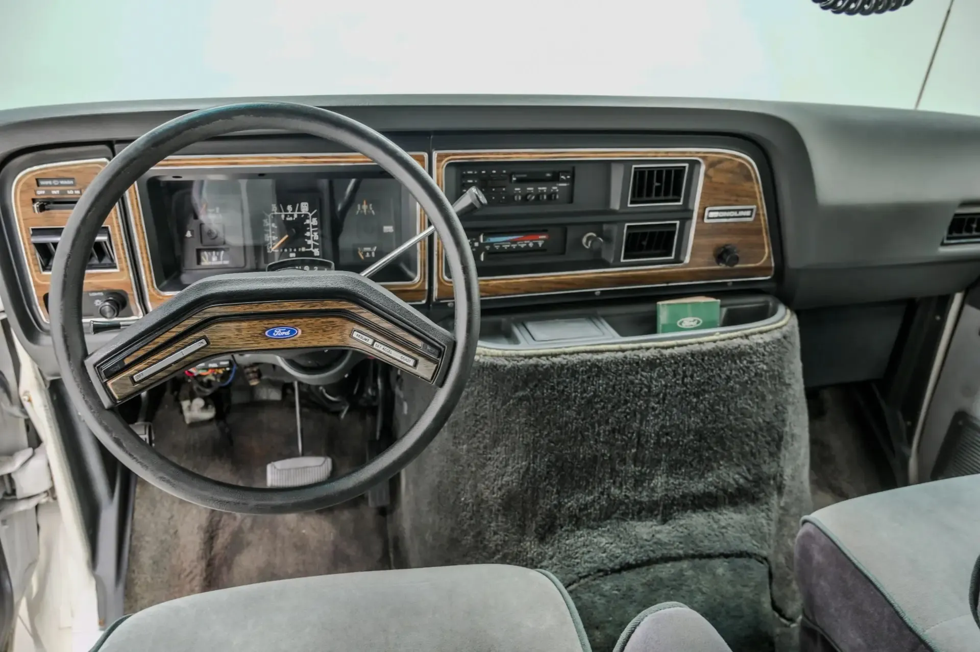 1990 Ford E-150 Econoline
