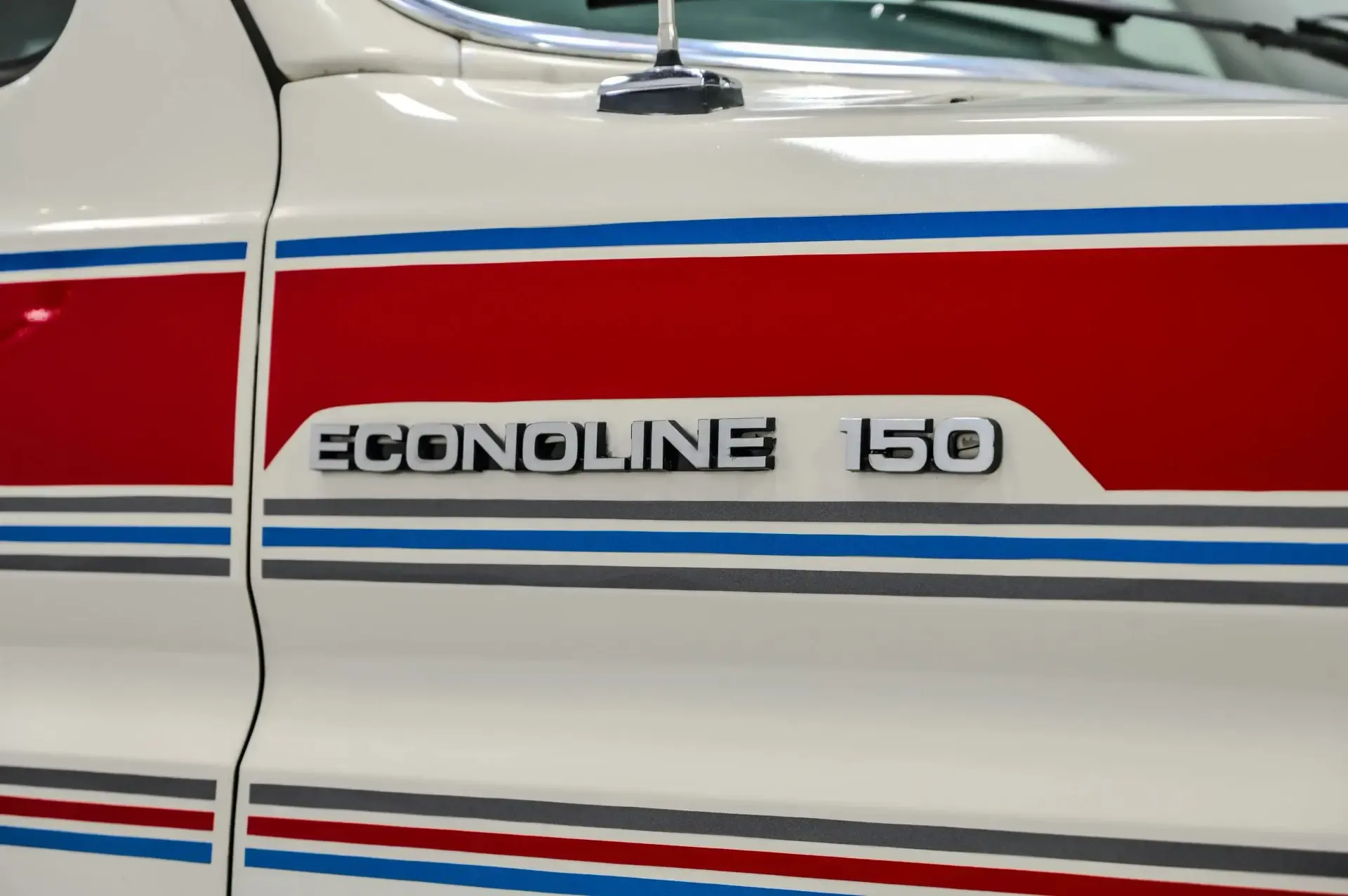 1990 Ford E-150 Econoline