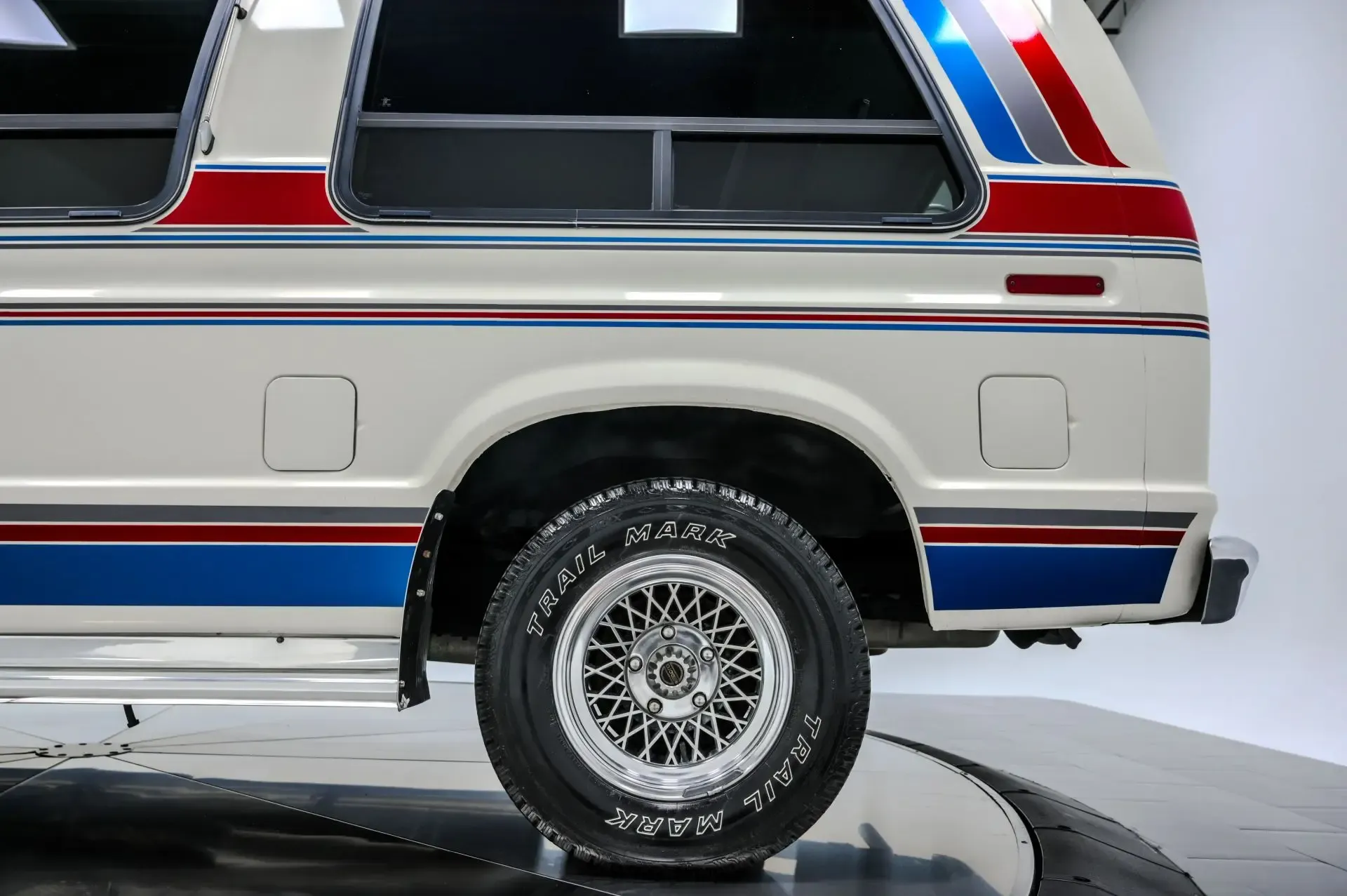 1990 Ford E-150 Econoline