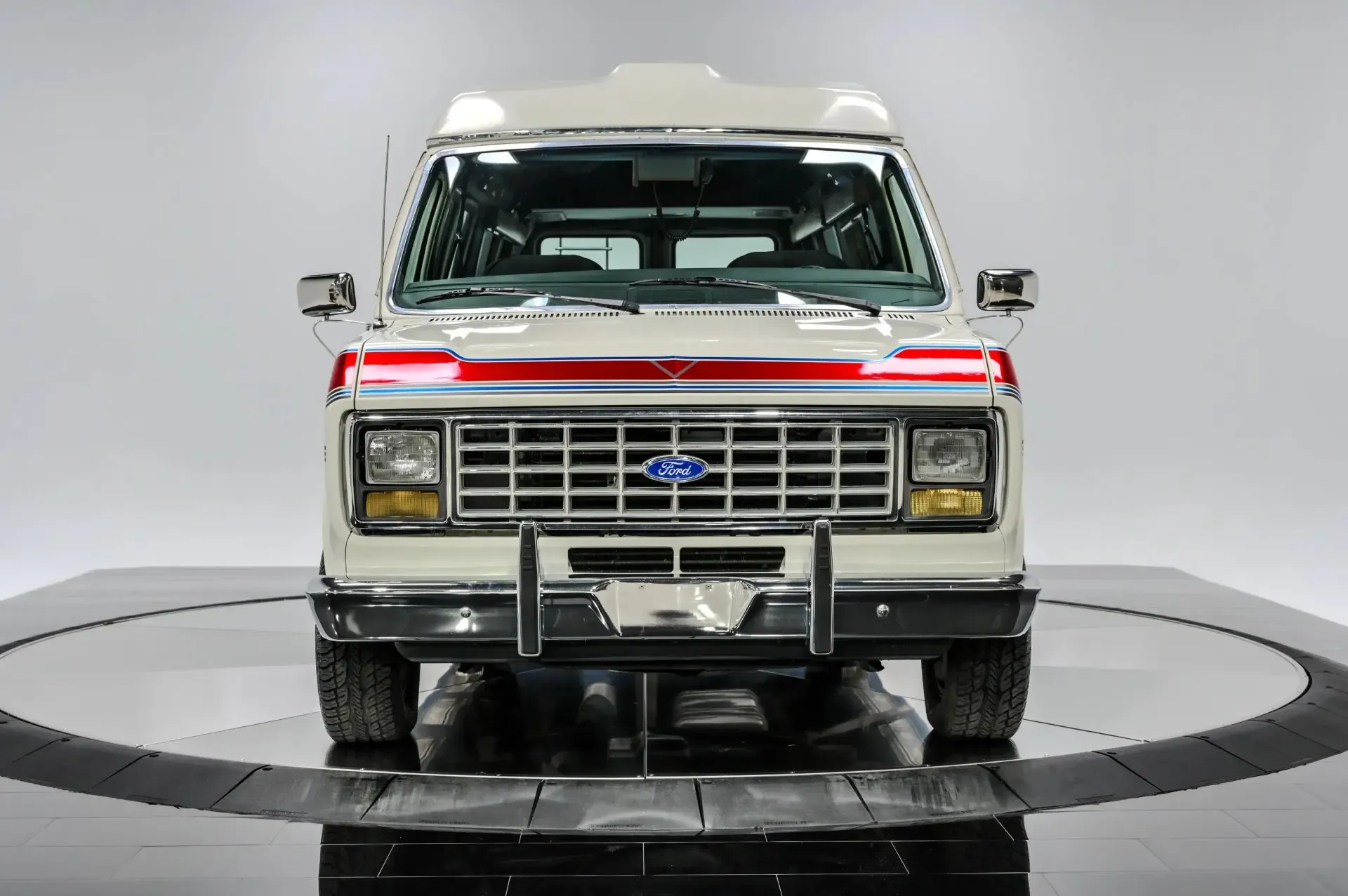 1990 Ford E-150 Econoline