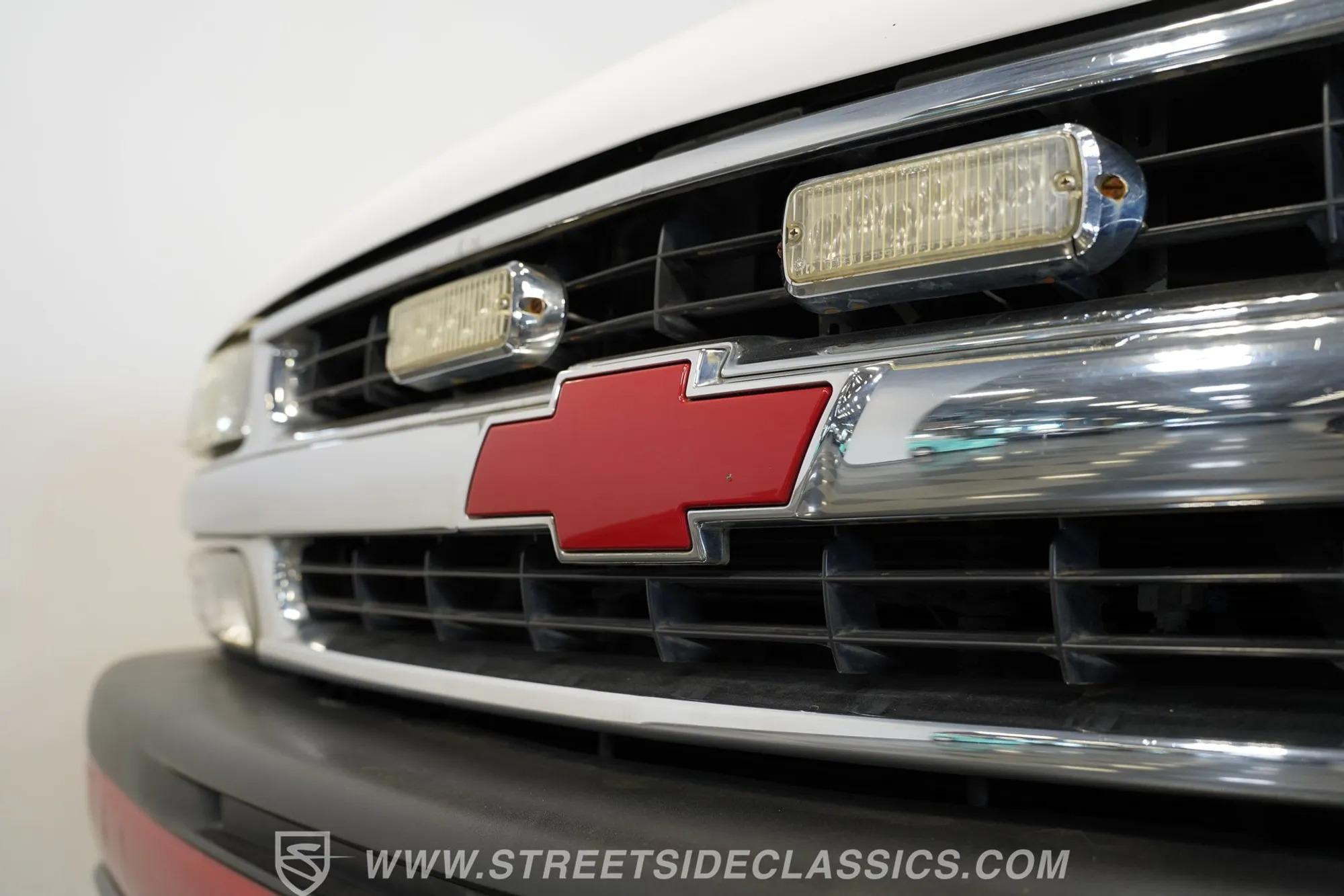 2004 Chevrolet Suburban