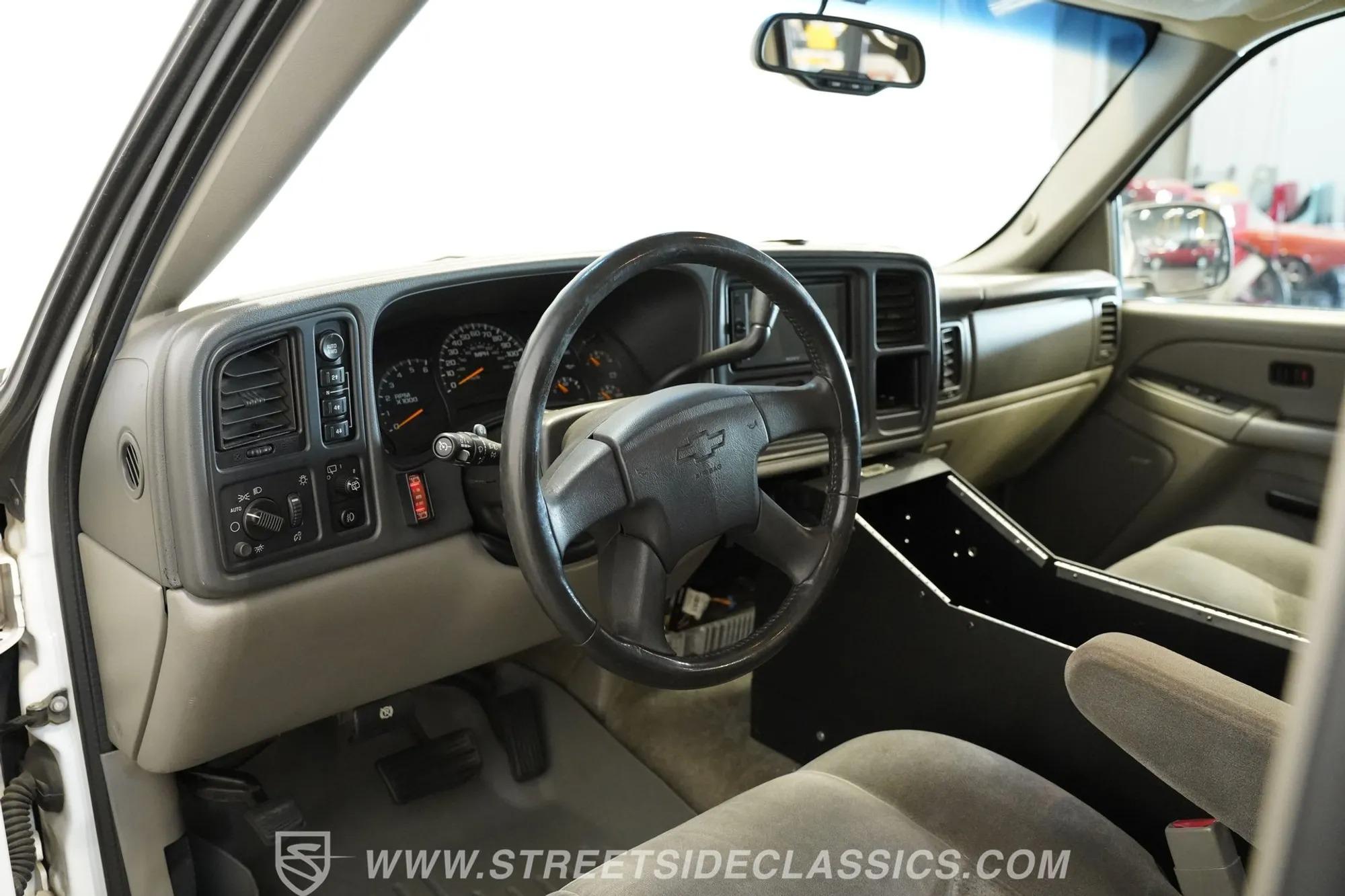 2004 Chevrolet Suburban