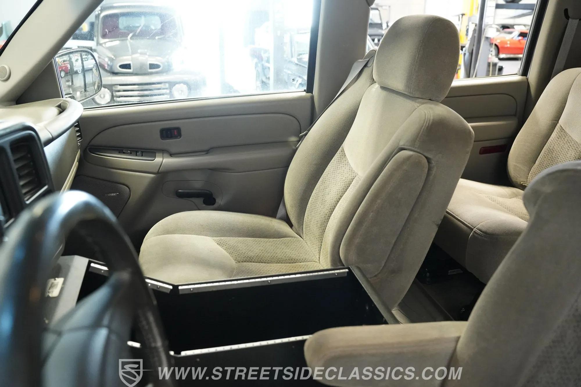 2004 Chevrolet Suburban