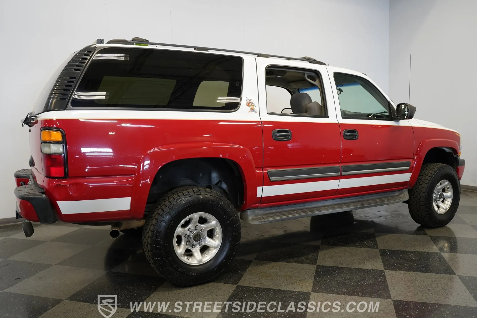 2004 Chevrolet Suburban
