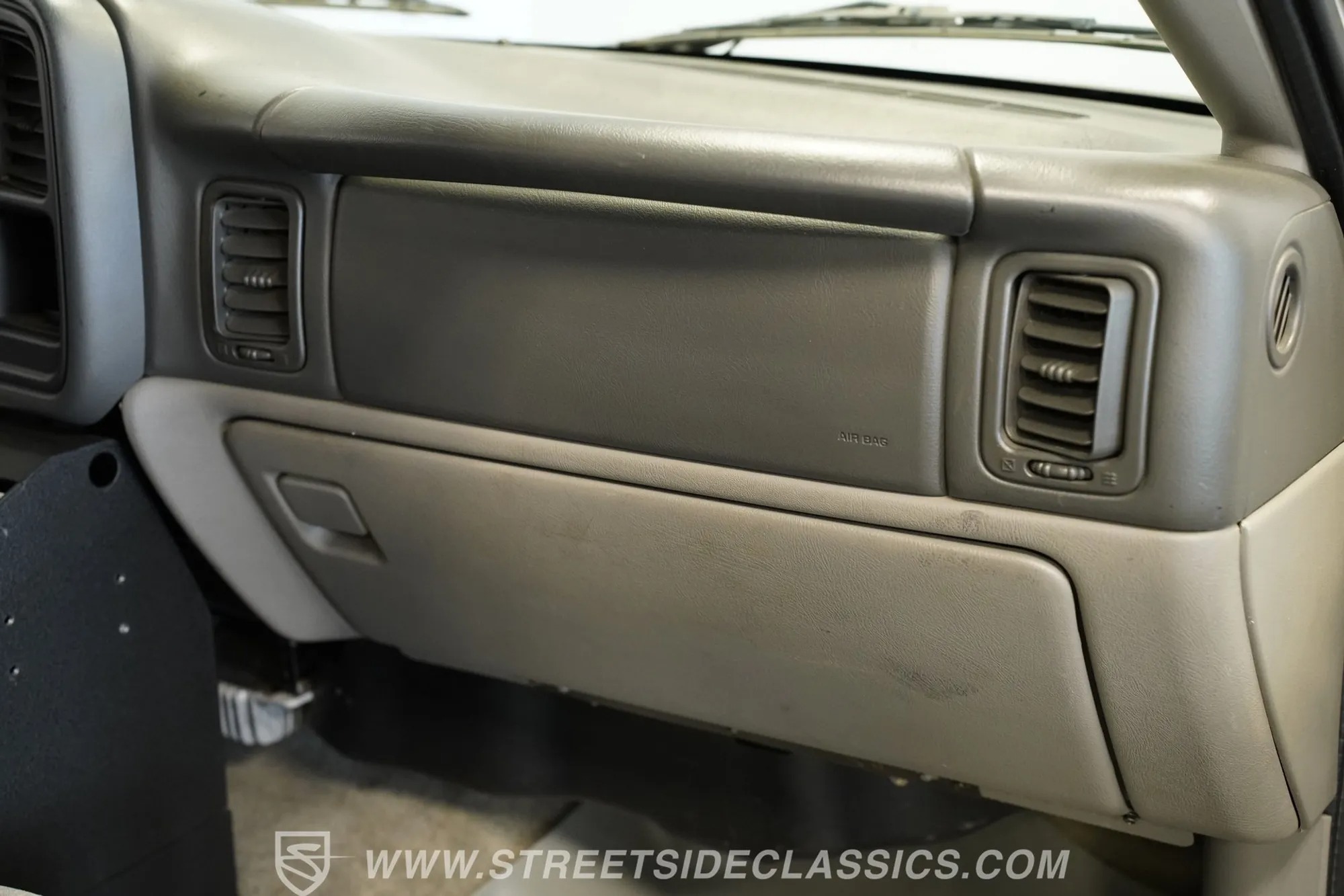2004 Chevrolet Suburban