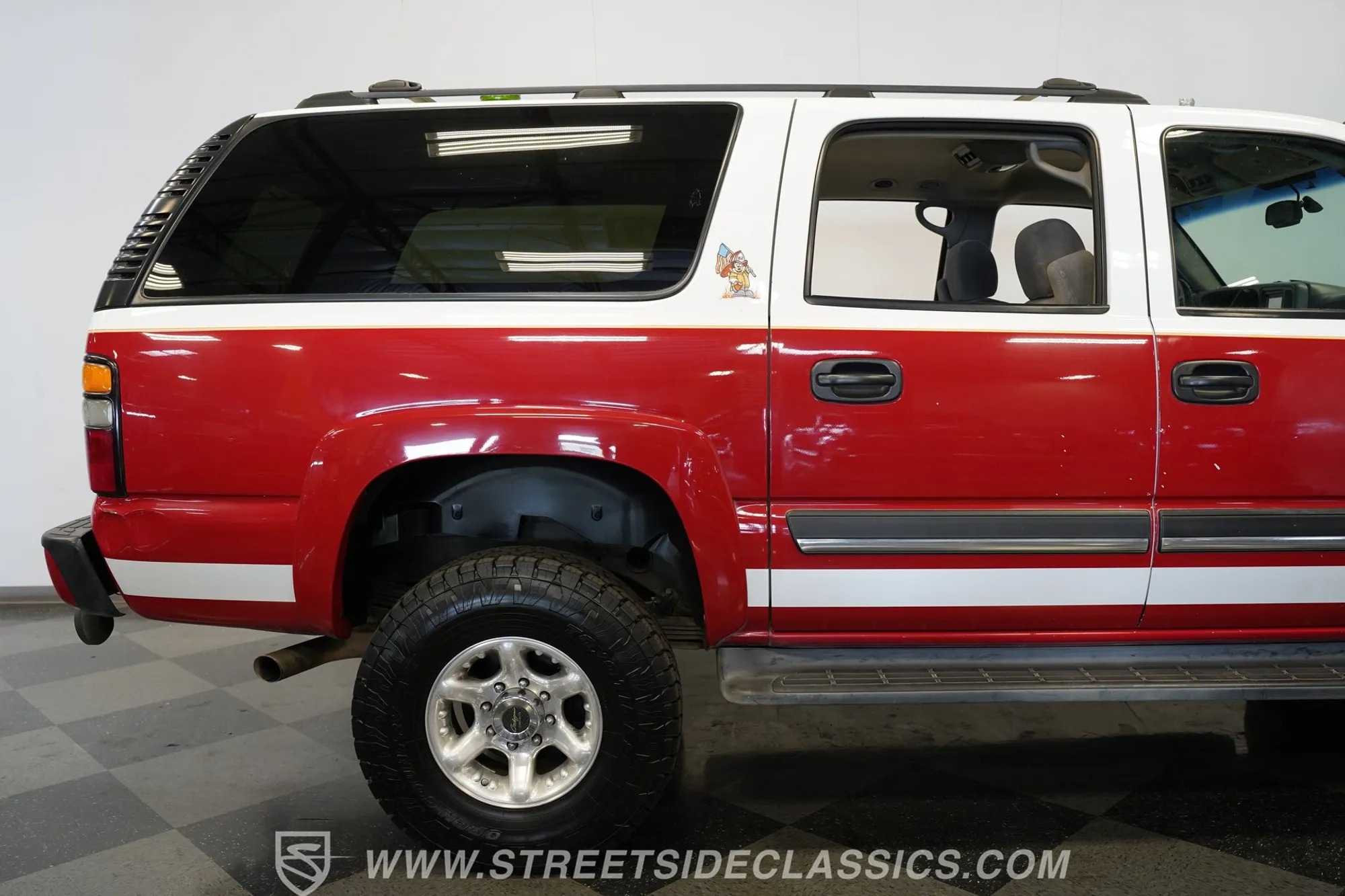2004 Chevrolet Suburban