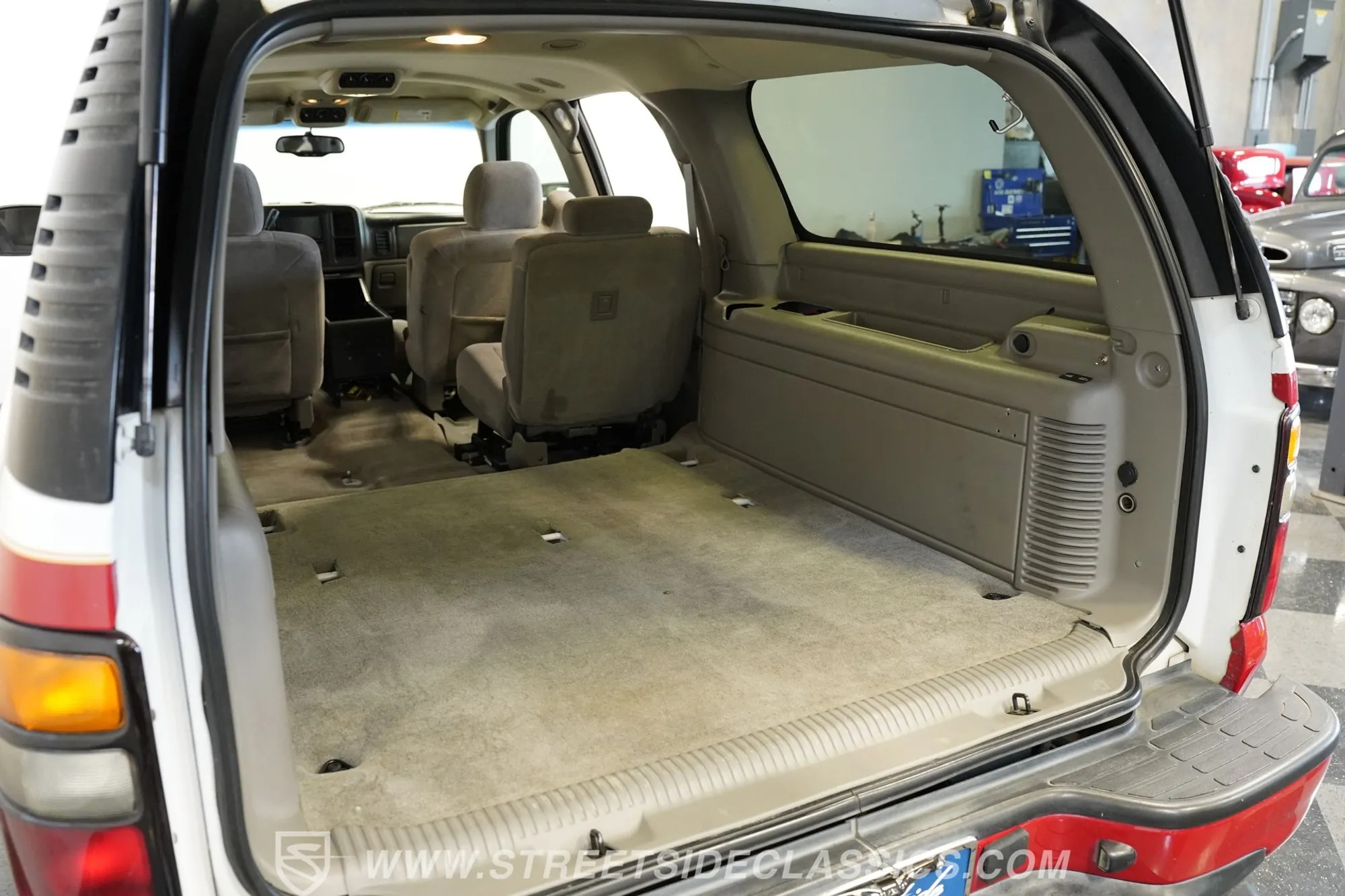 2004 Chevrolet Suburban