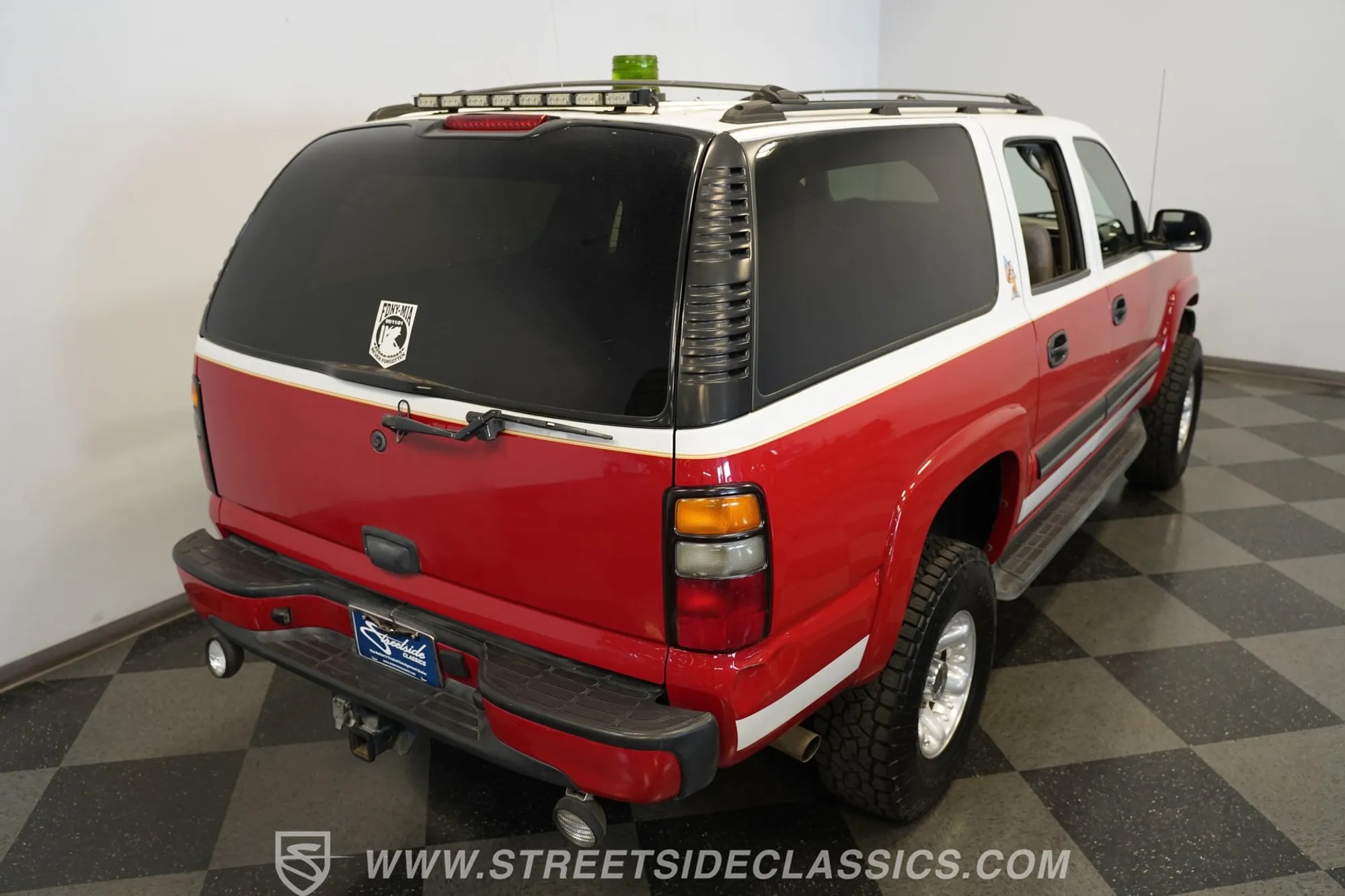 2004 Chevrolet Suburban