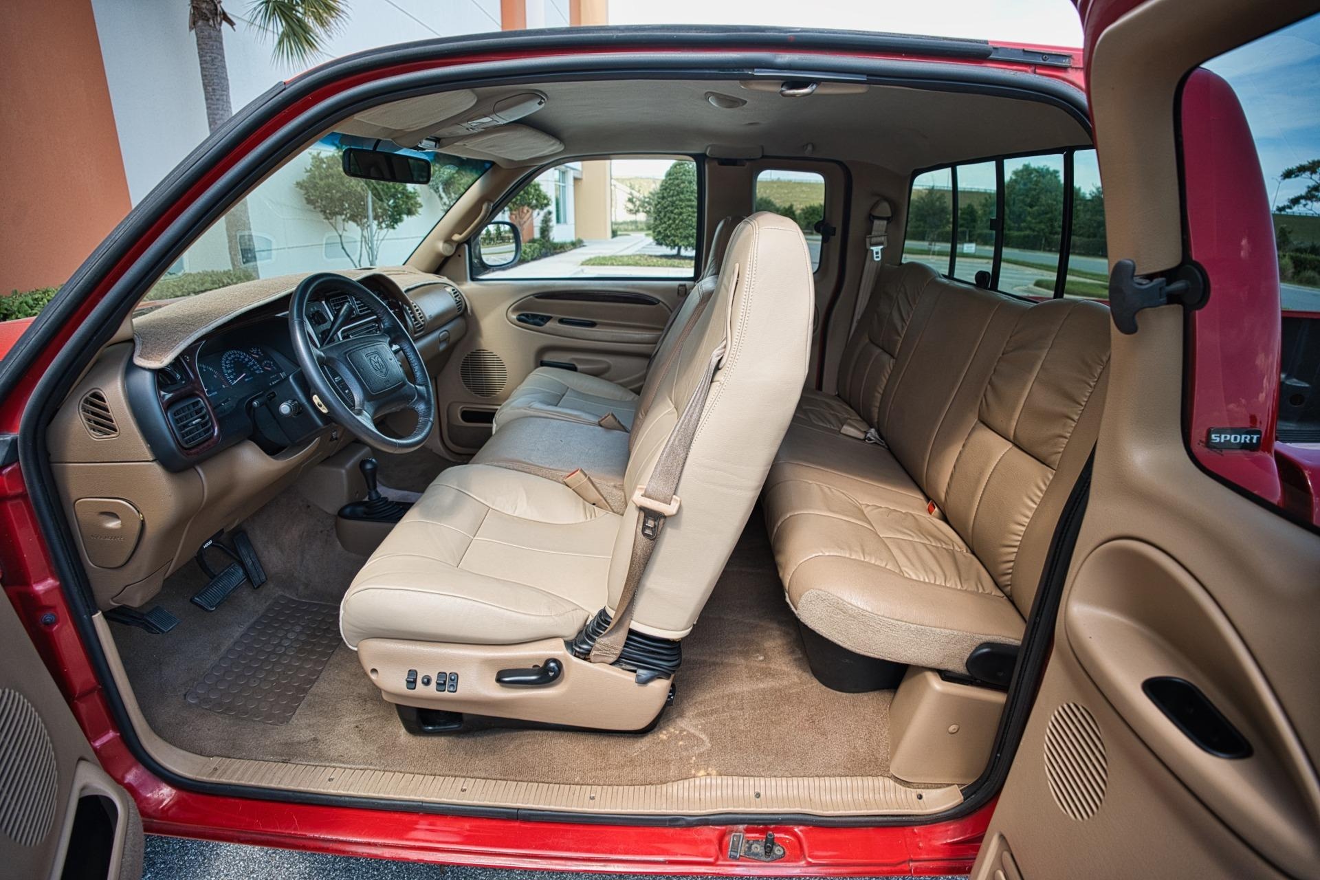 2001 Dodge RAM 1500 ST