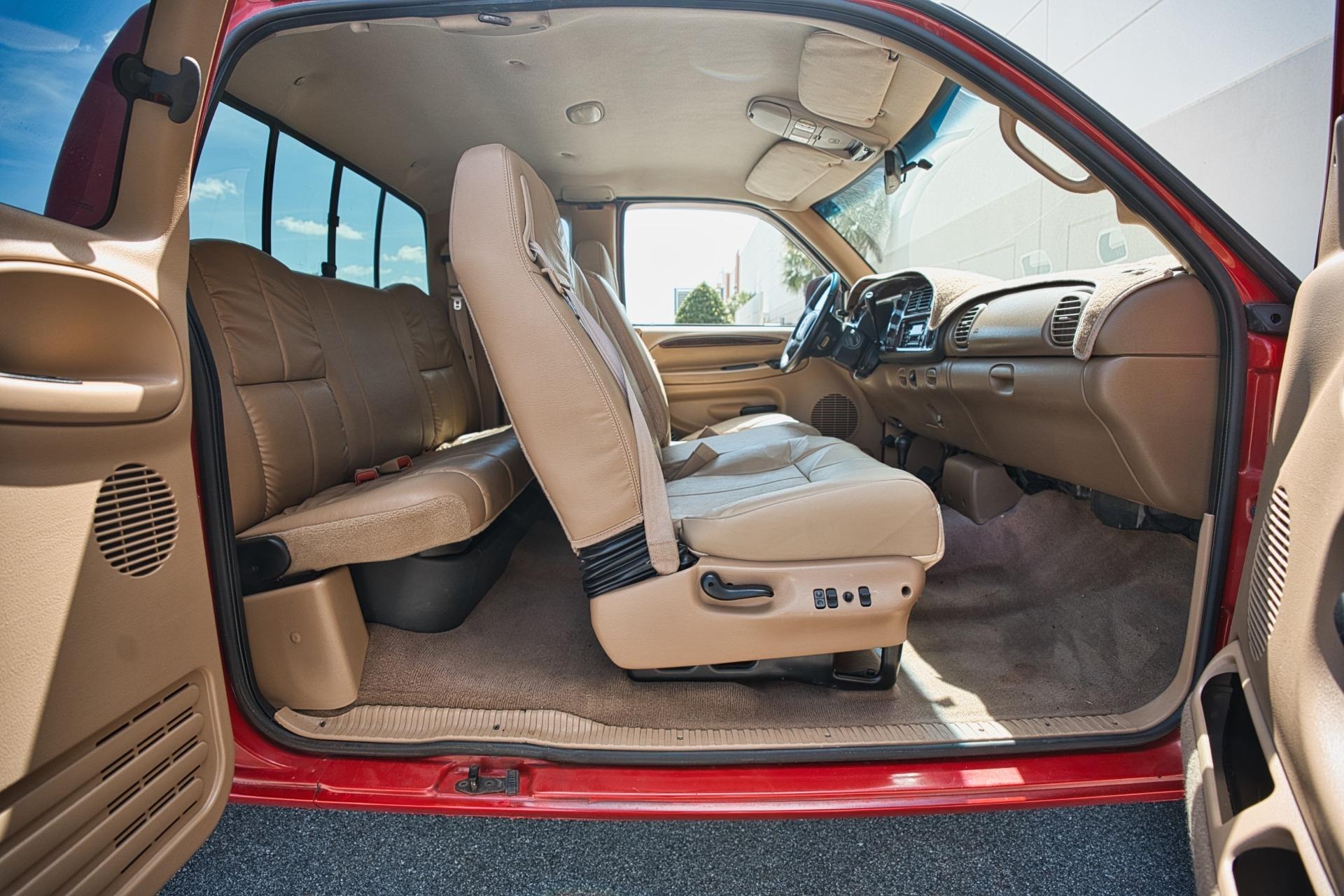 2001 Dodge RAM 1500 ST
