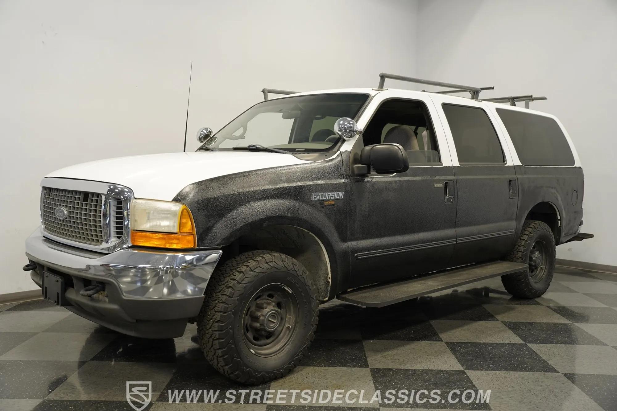 2000 Ford Excursion XLT - 3