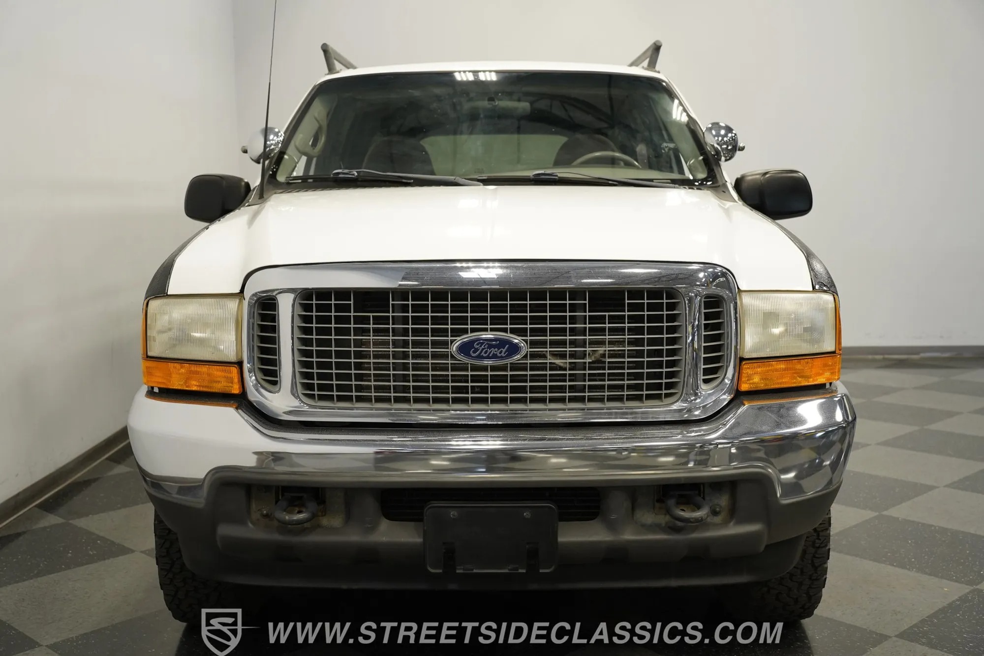 2000 Ford Excursion XLT