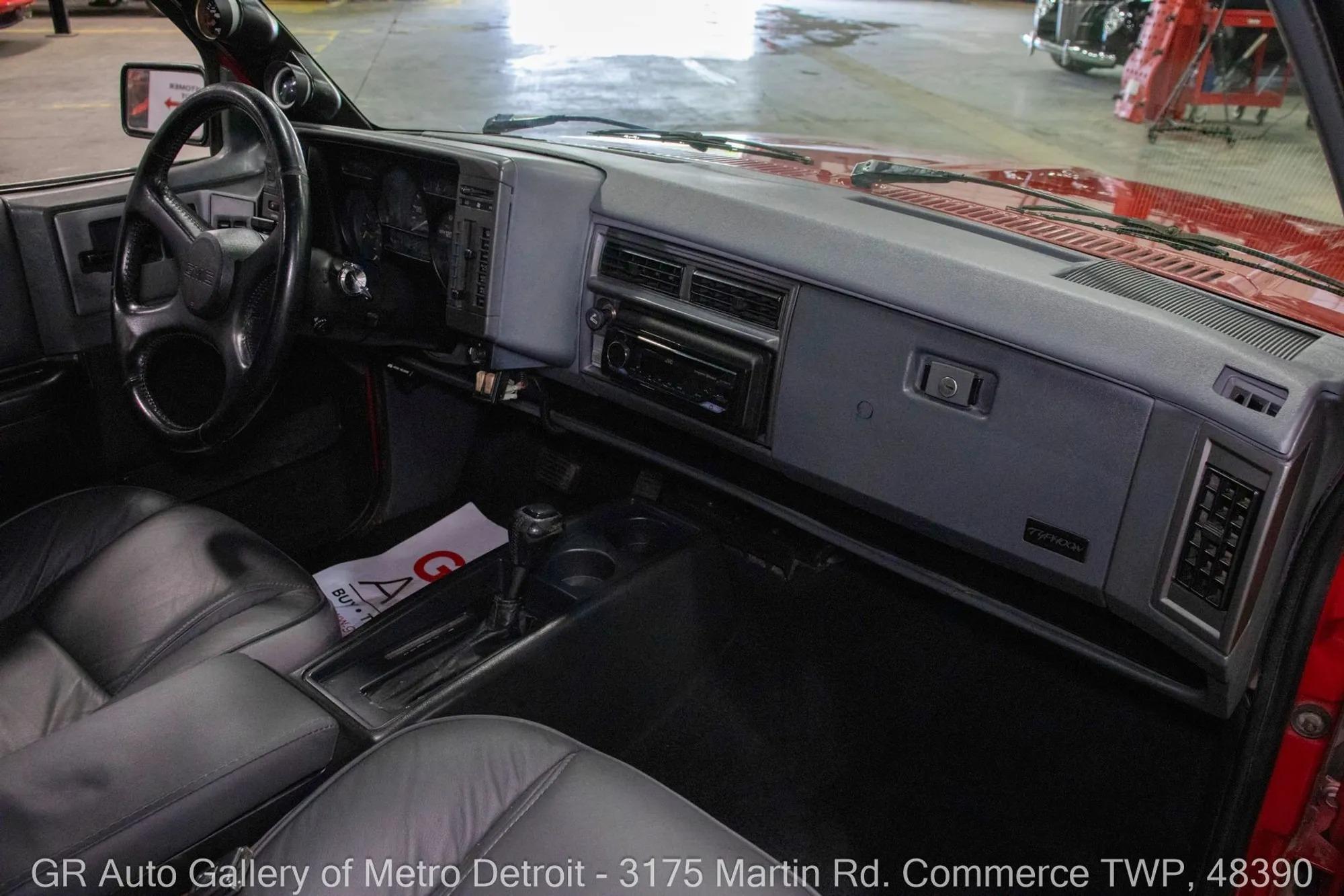 1992 GMC Typhoon