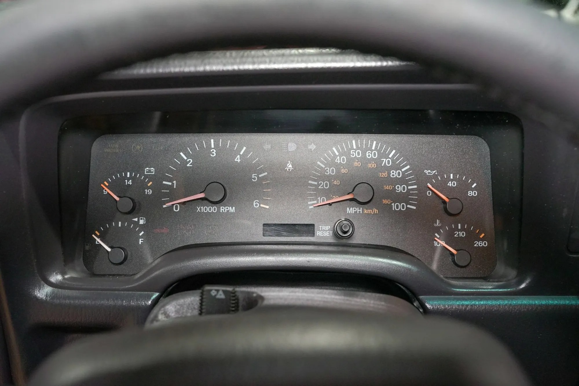 2000 Jeep Cherokee Sport