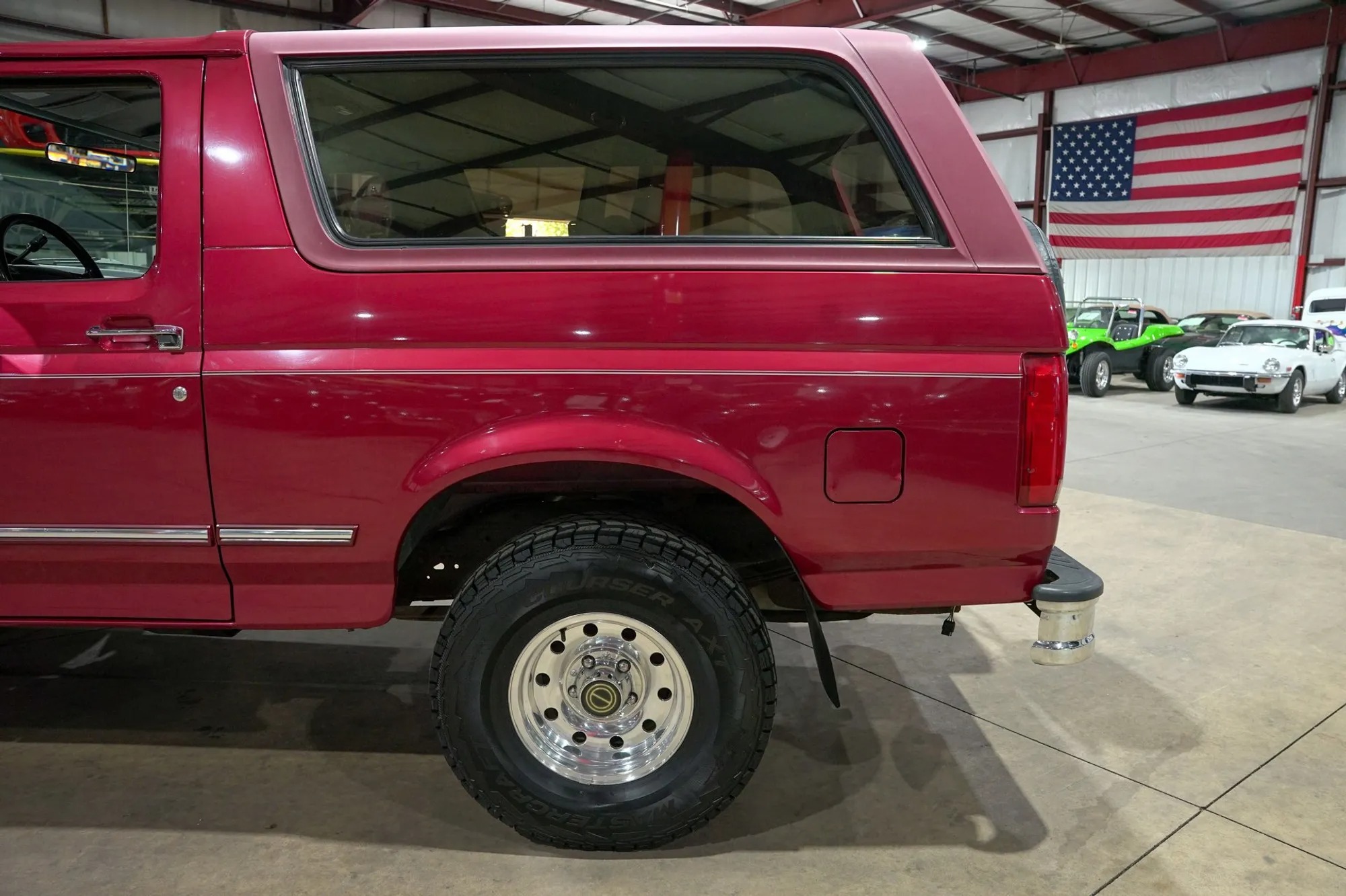 1995 Ford Bronco XLT - 3