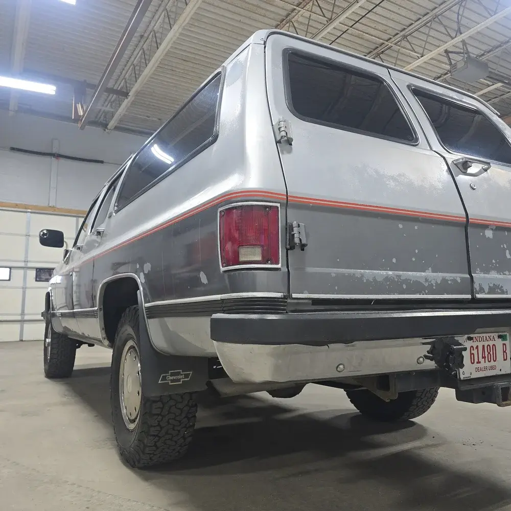 1990 Chevrolet Suburban 2500