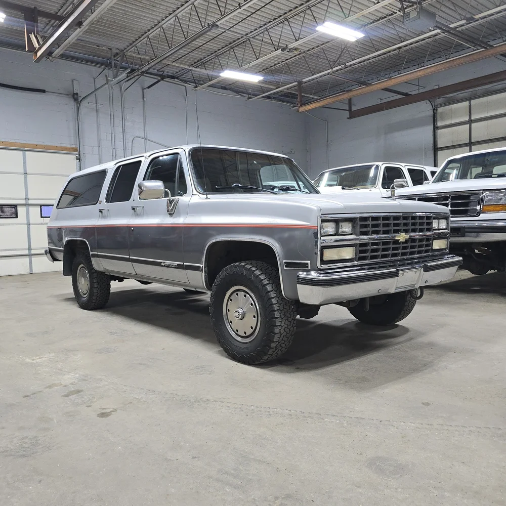1990 Chevrolet Suburban 2500 - 4