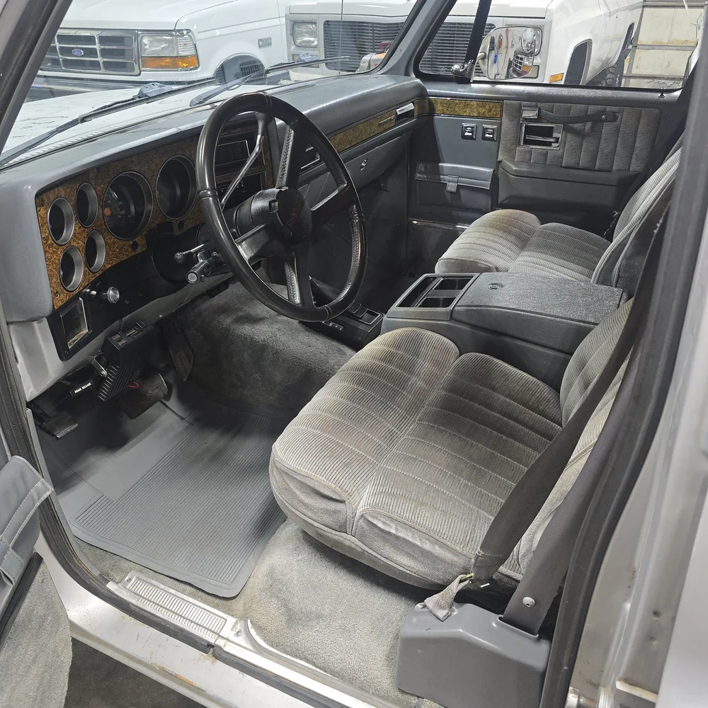 1990 Chevrolet Suburban 2500