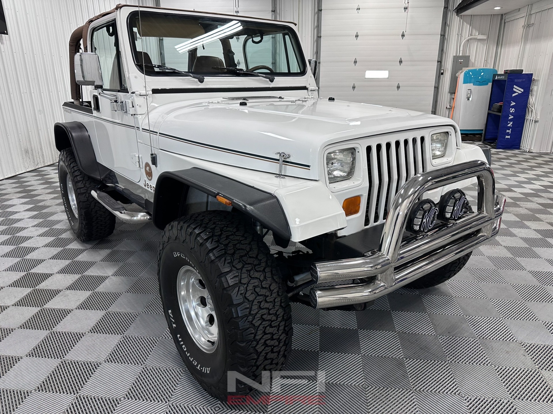 1995 Jeep Wrangler Sport - 5