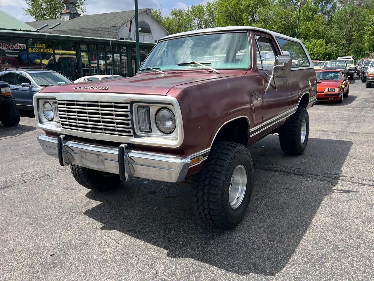  Plymouth Trail Duster