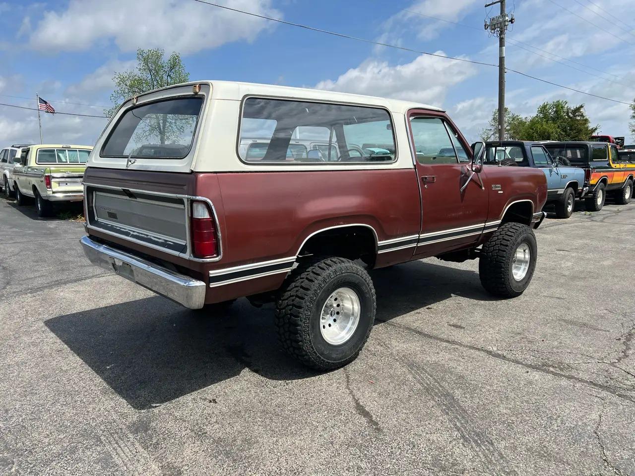 1977 Plymouth Trail Duster Sport