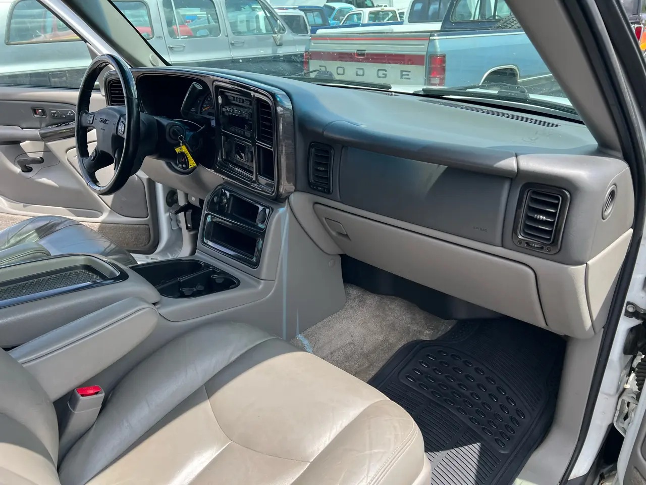 2003 GMC Yukon SLT